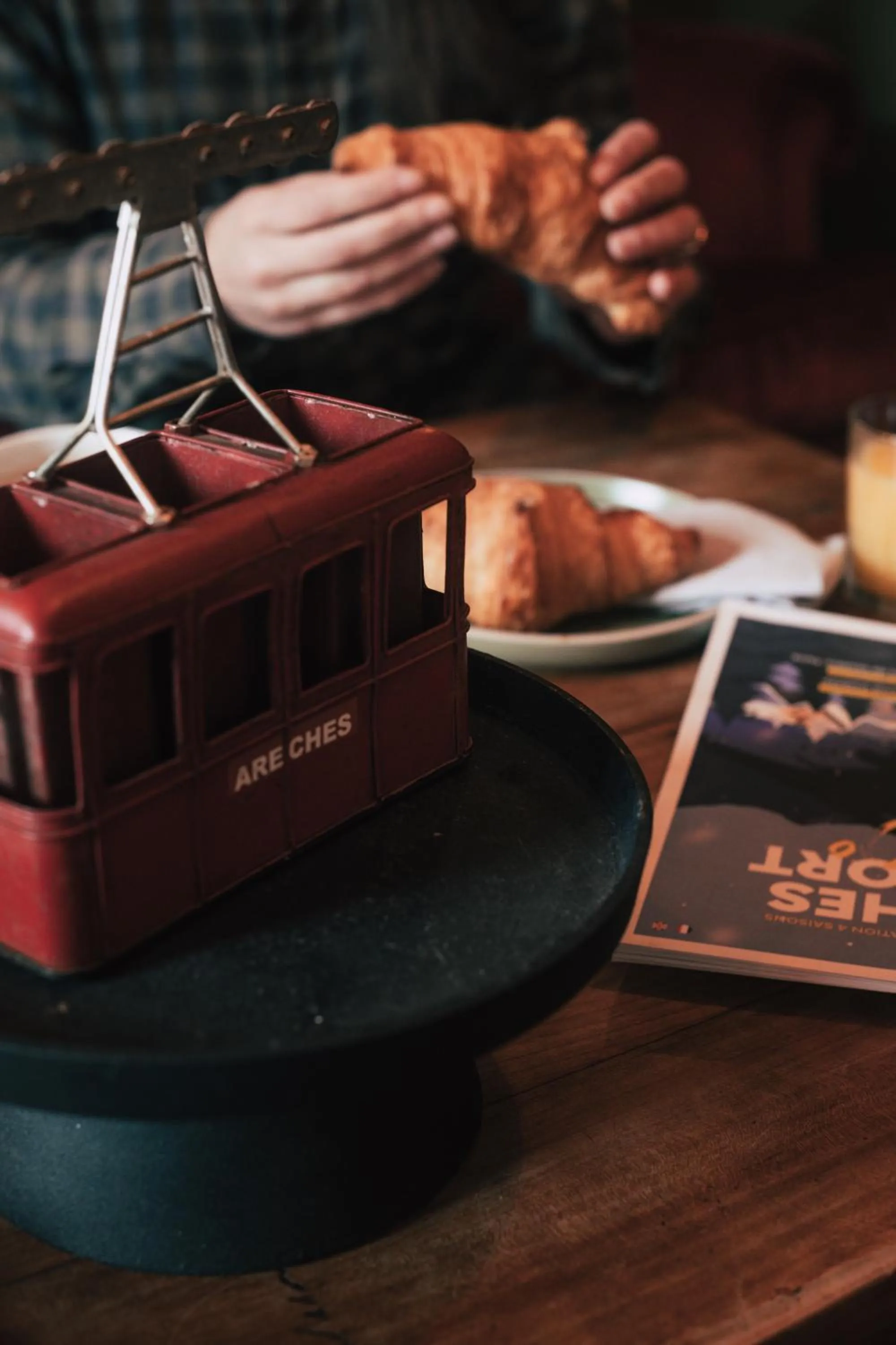 Food and drinks in Hôtel Maison Doron