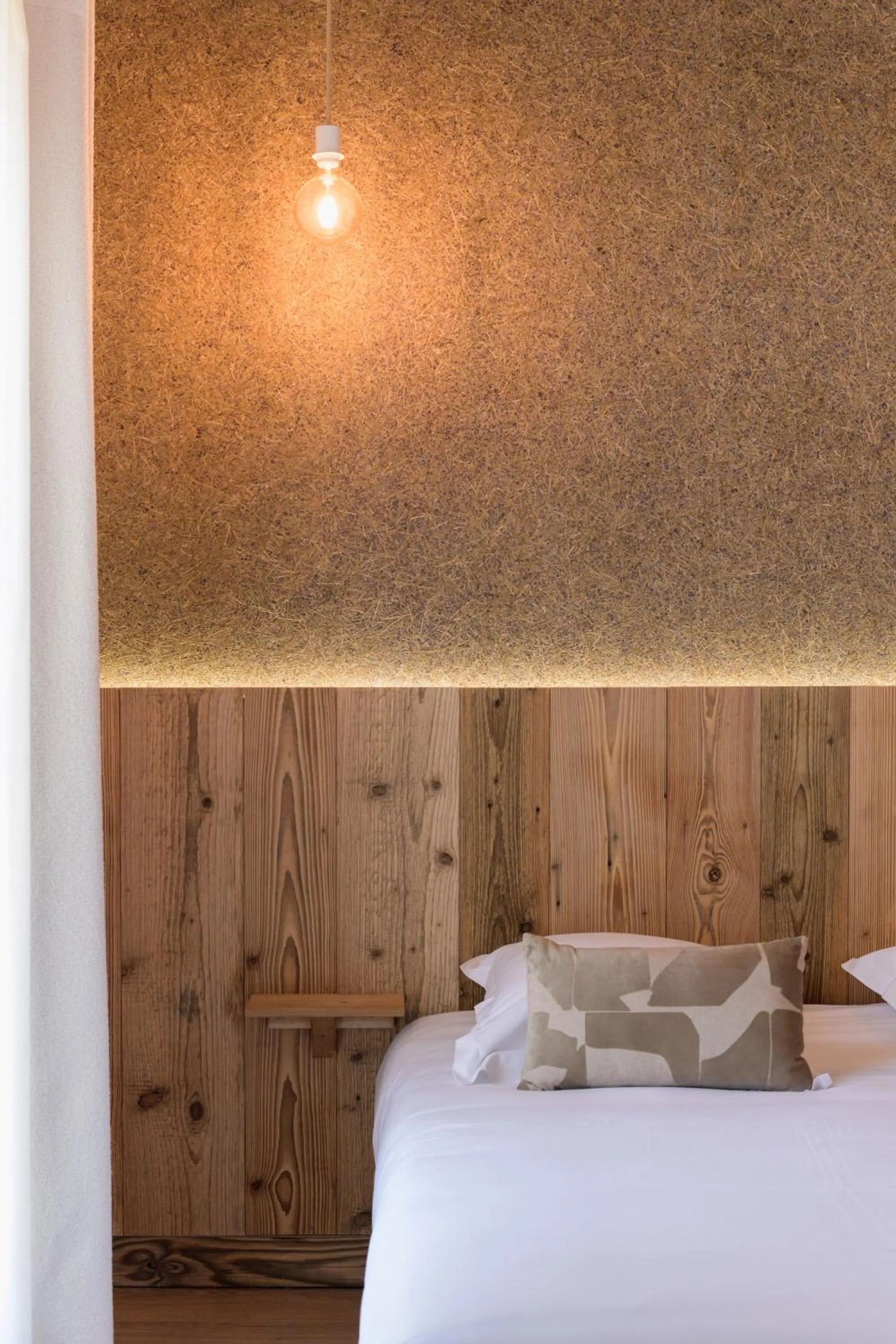 Bed in Hôtel Maison Doron