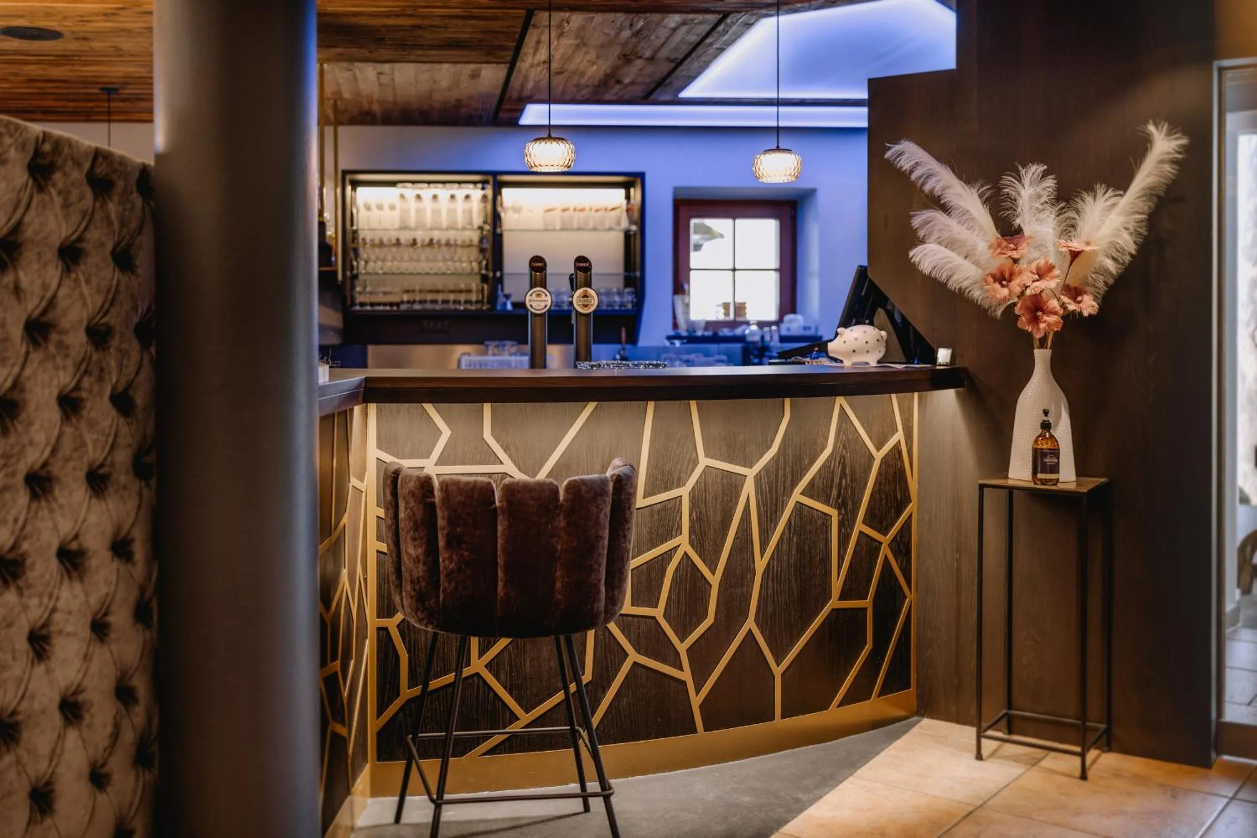 Lounge or bar in Mountain Village Hasenegg