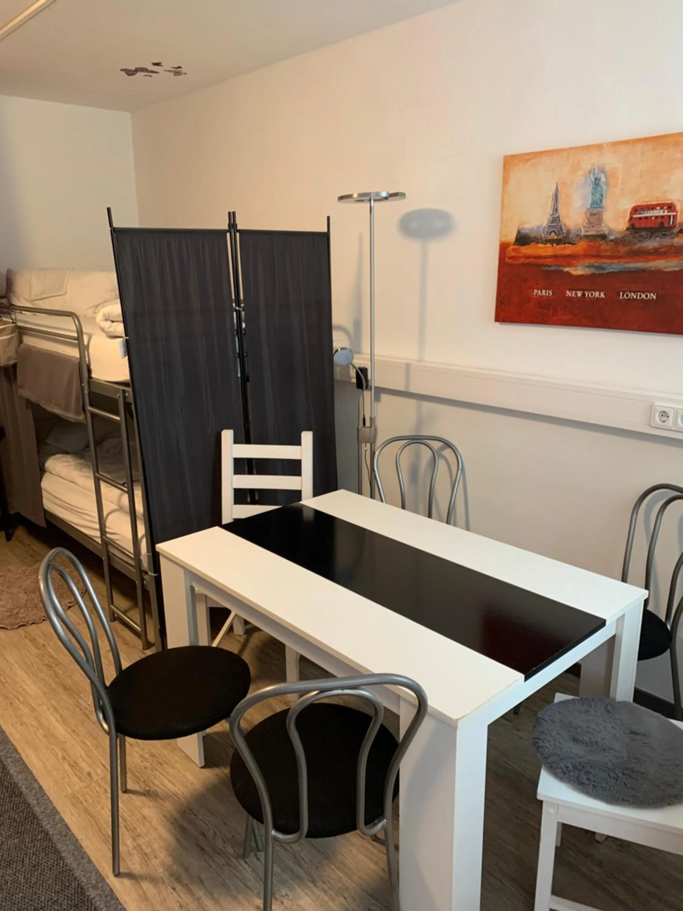 Photo of the whole room in Hostel am Ostentor