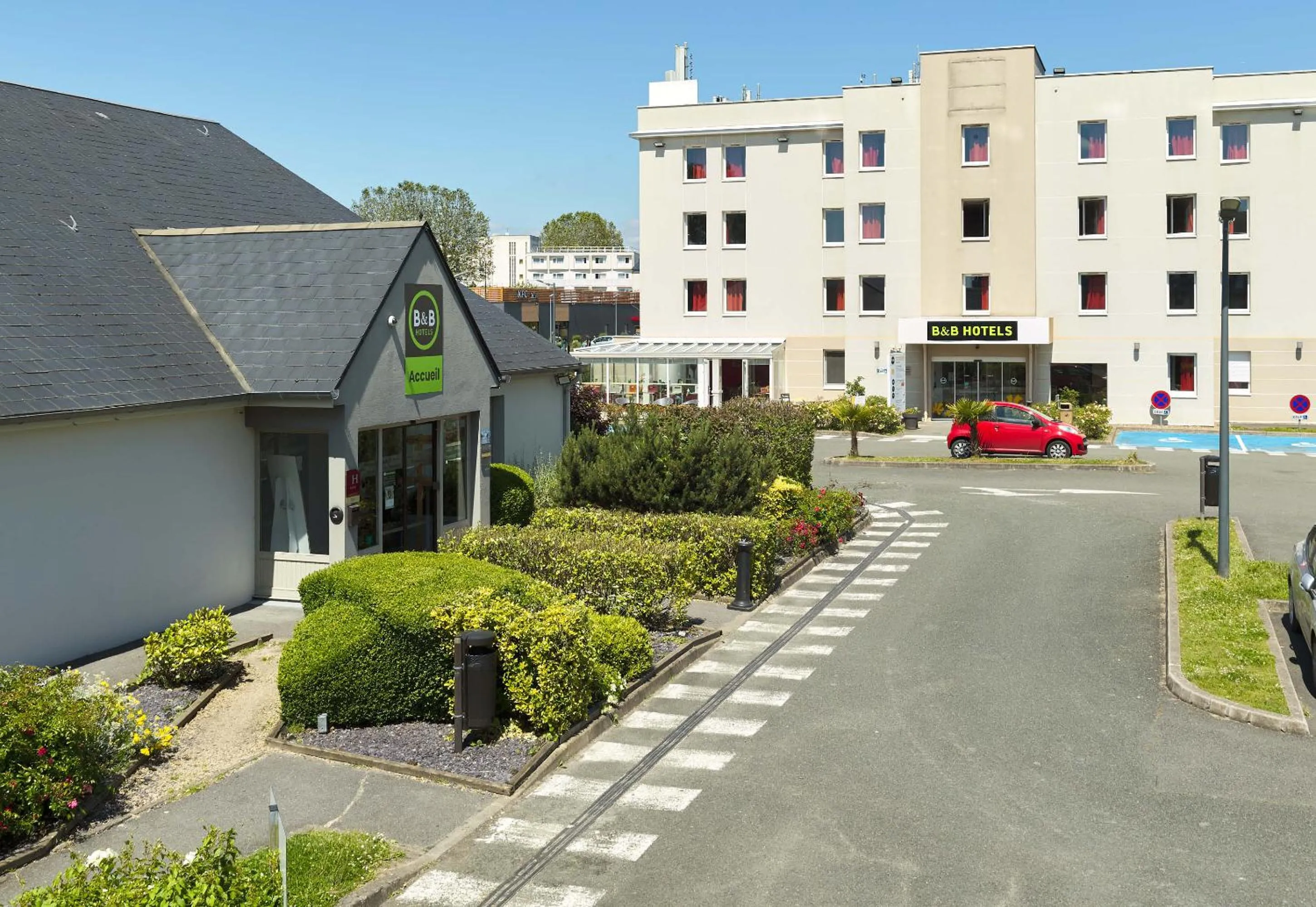 Property building in B&B HOTEL Saint-Witz Roissy