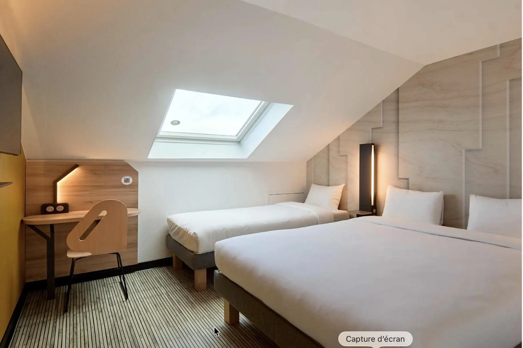 Bedroom, Bed in B&B HOTEL Saint-Witz Roissy
