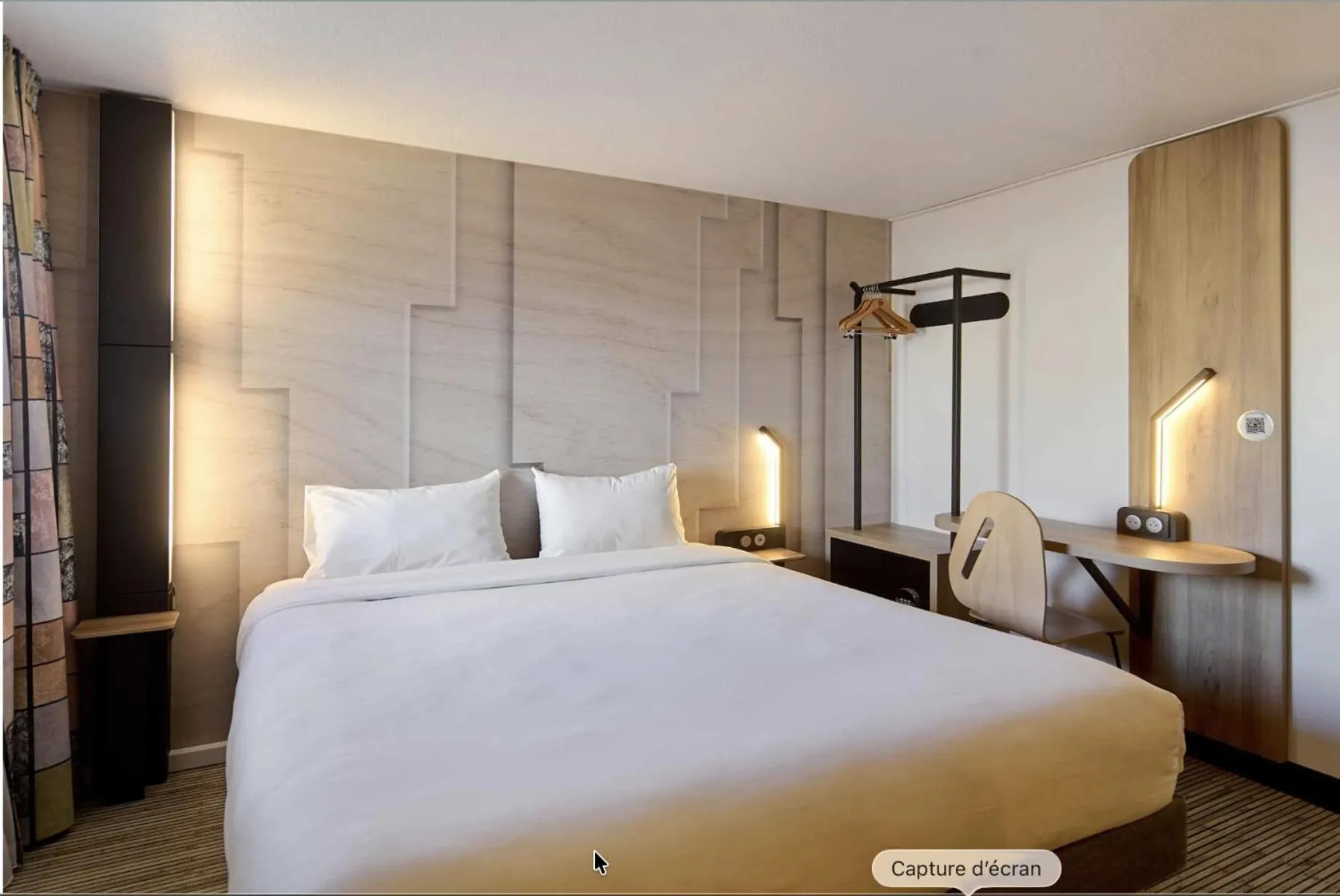 Bedroom, Bed in B&B HOTEL Saint-Witz Roissy