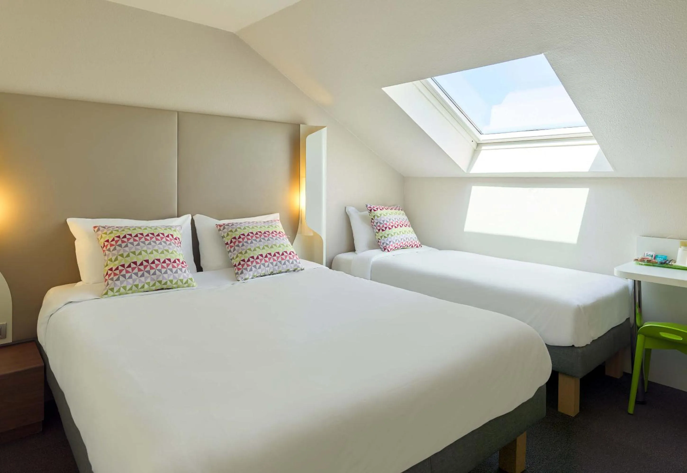 Photo of the whole room, Bed in Première Classe Roissy Survilliers Saint Witz