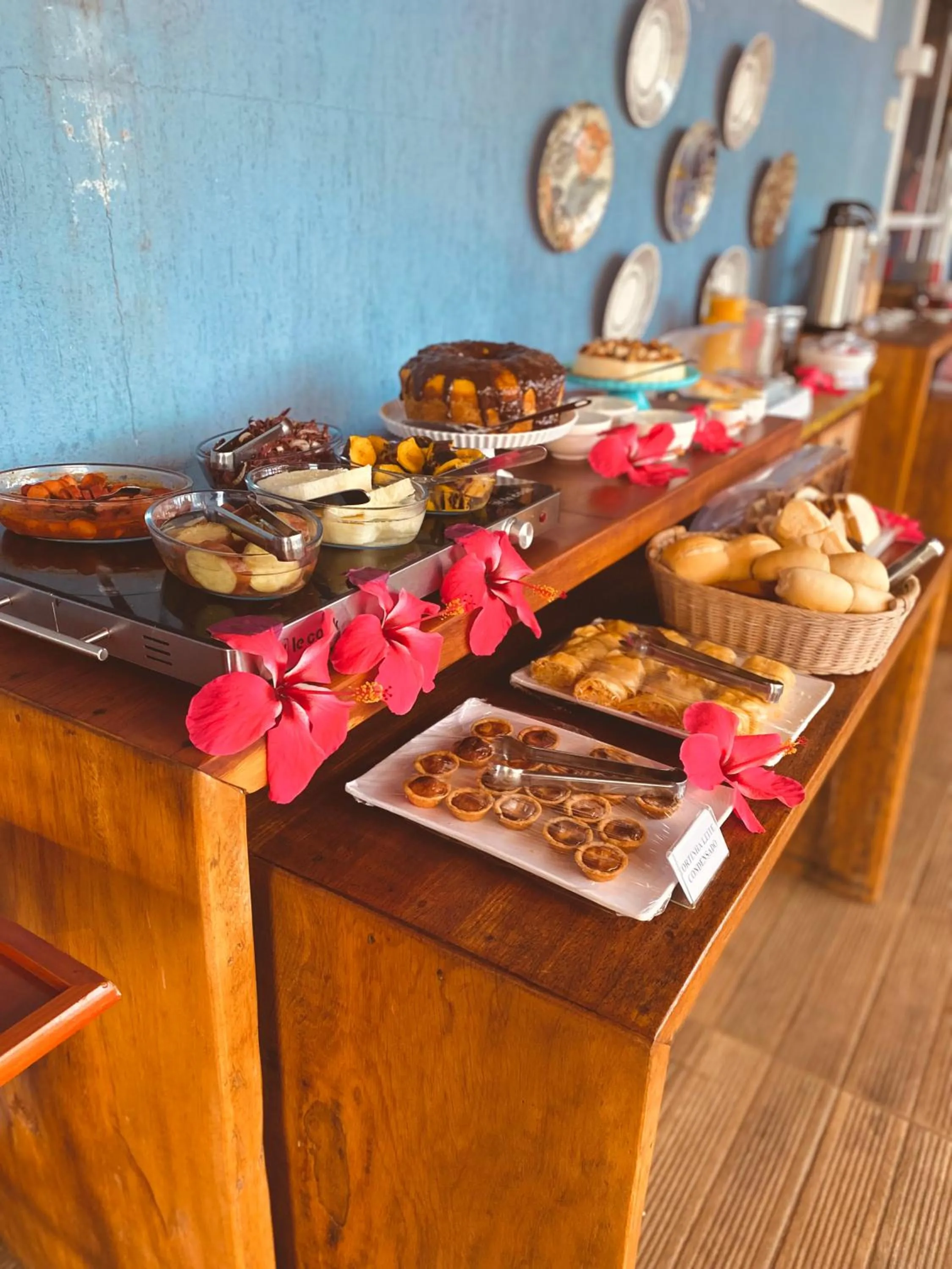 Breakfast in Pousada Alto da Floresta Noronha by Alto da Ilha