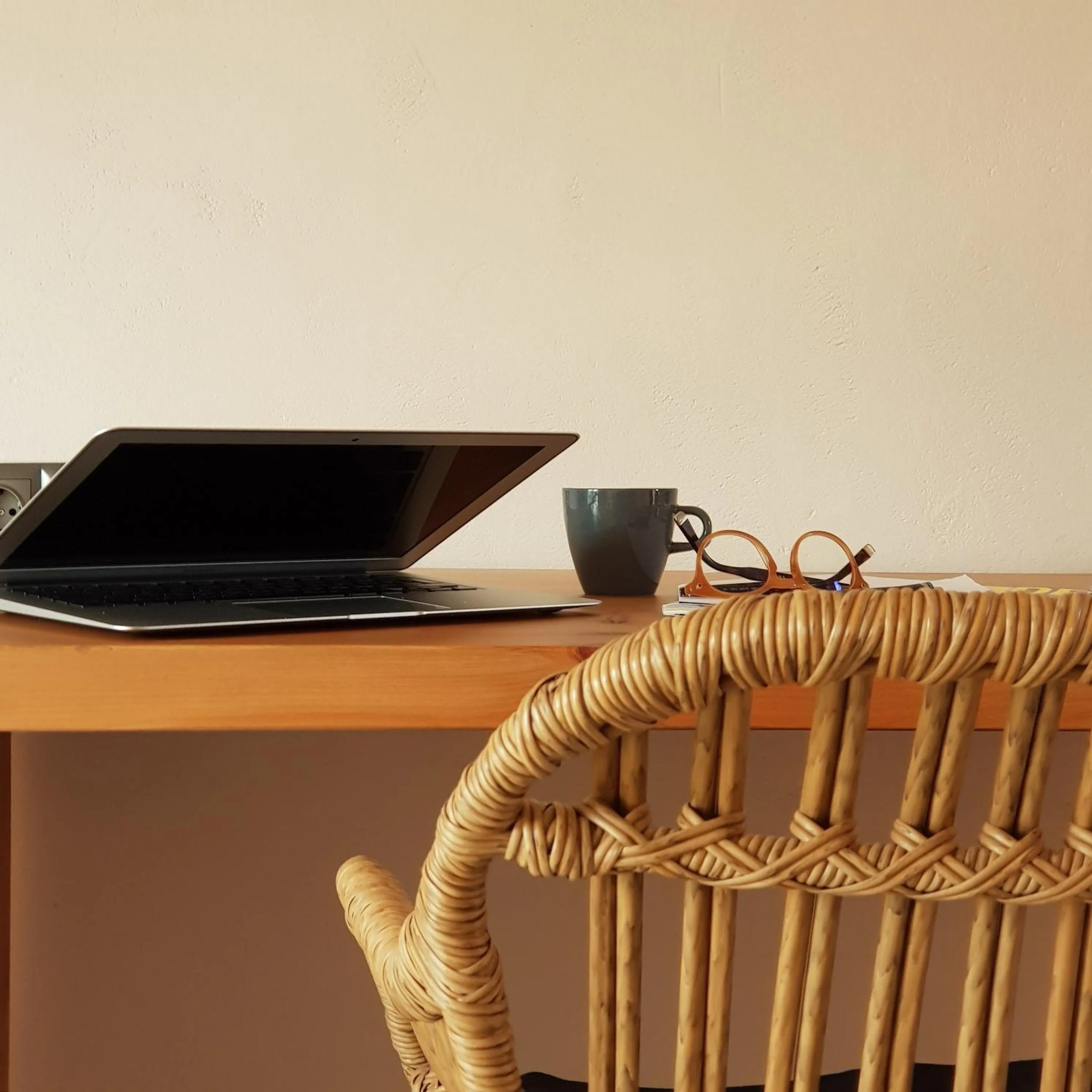 hair dresser in Mira Living Concept Suites Adults Only