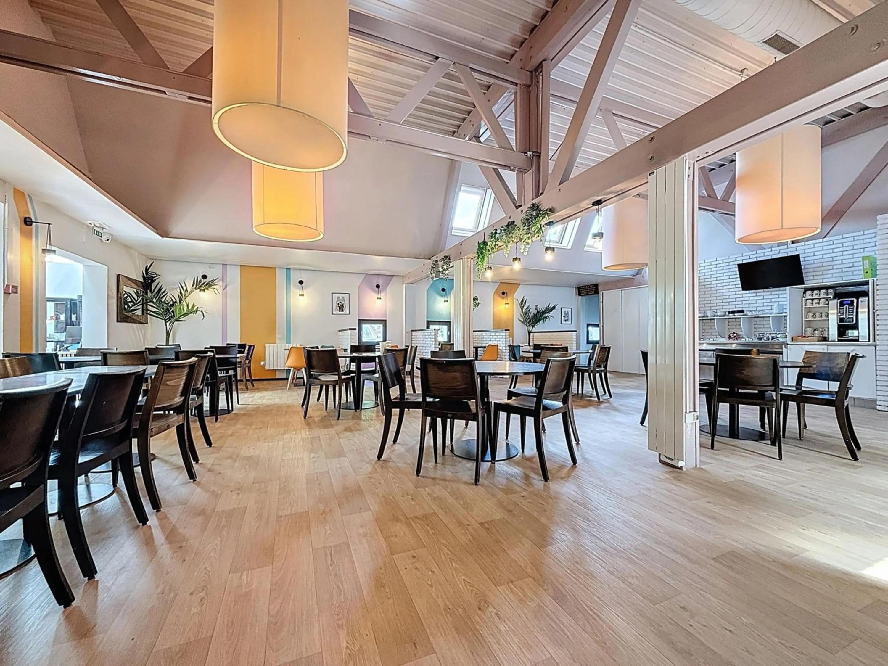 Breakfast in Kyriad Reims Est - Parc Expositions