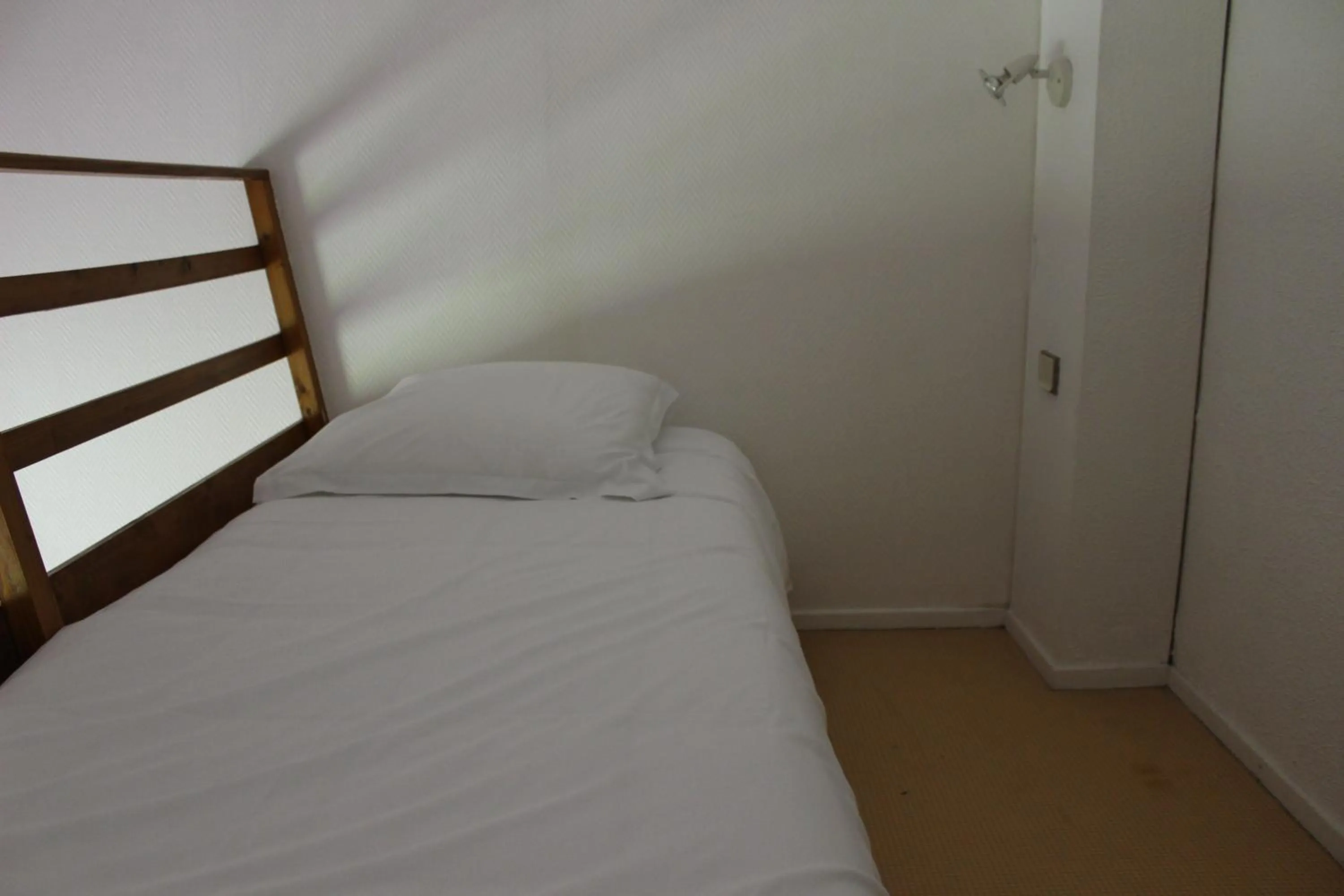 Photo of the whole room, Bed in Kyriad Reims Est - Parc Expositions