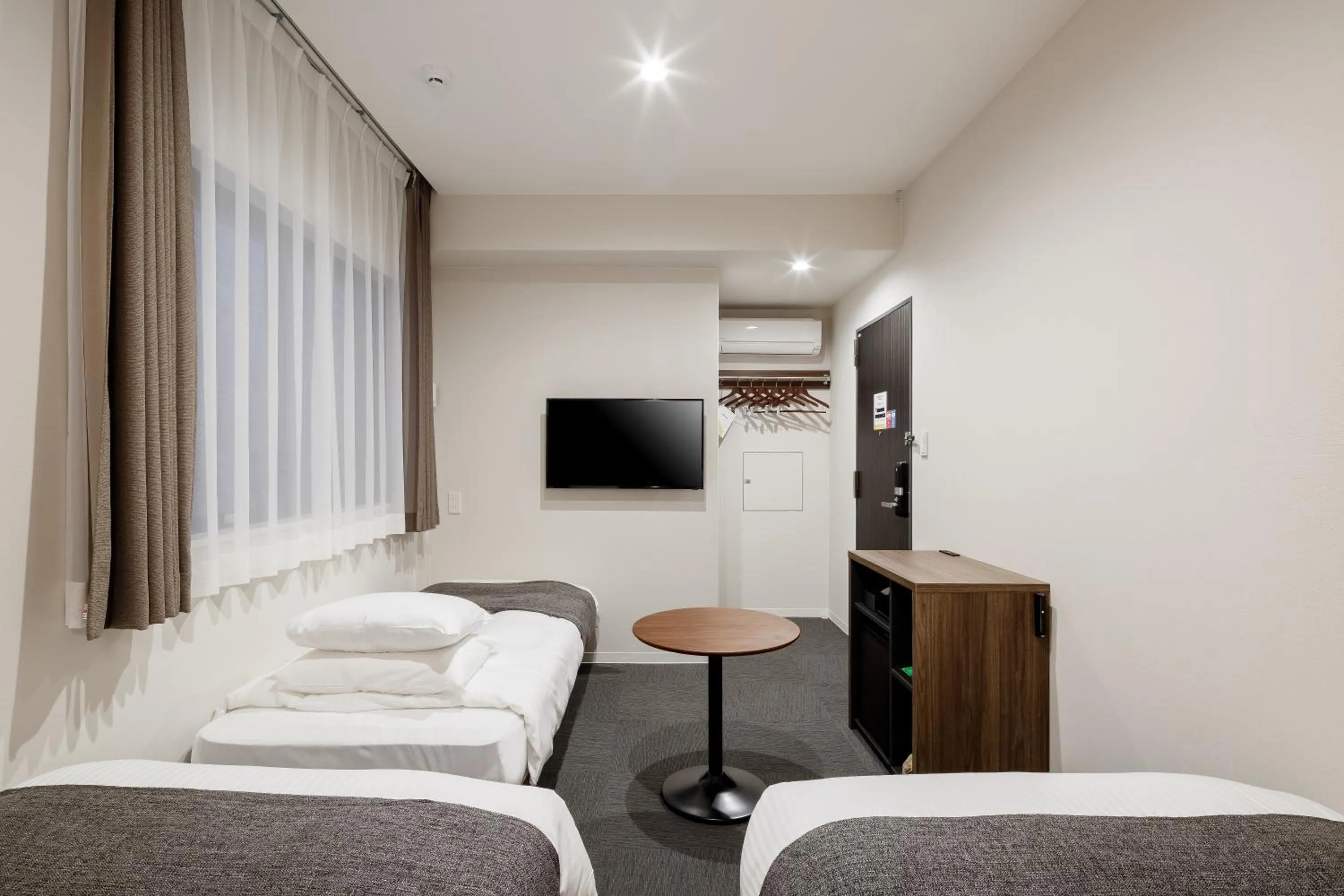 Photo of the whole room, Bed in M's Hotel Kyoto Station Kizuya