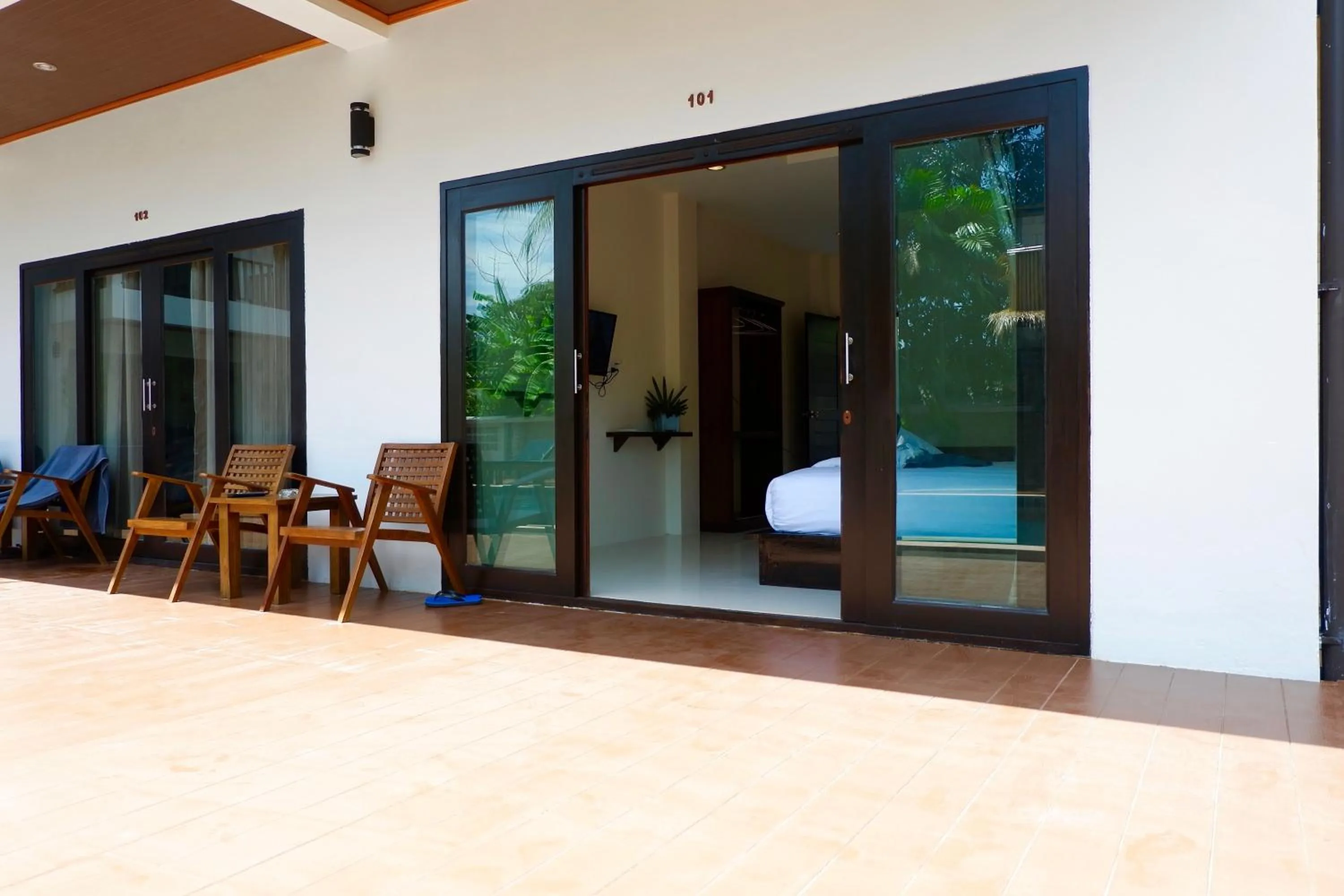 Patio in Aiya Resort Koh-Tao