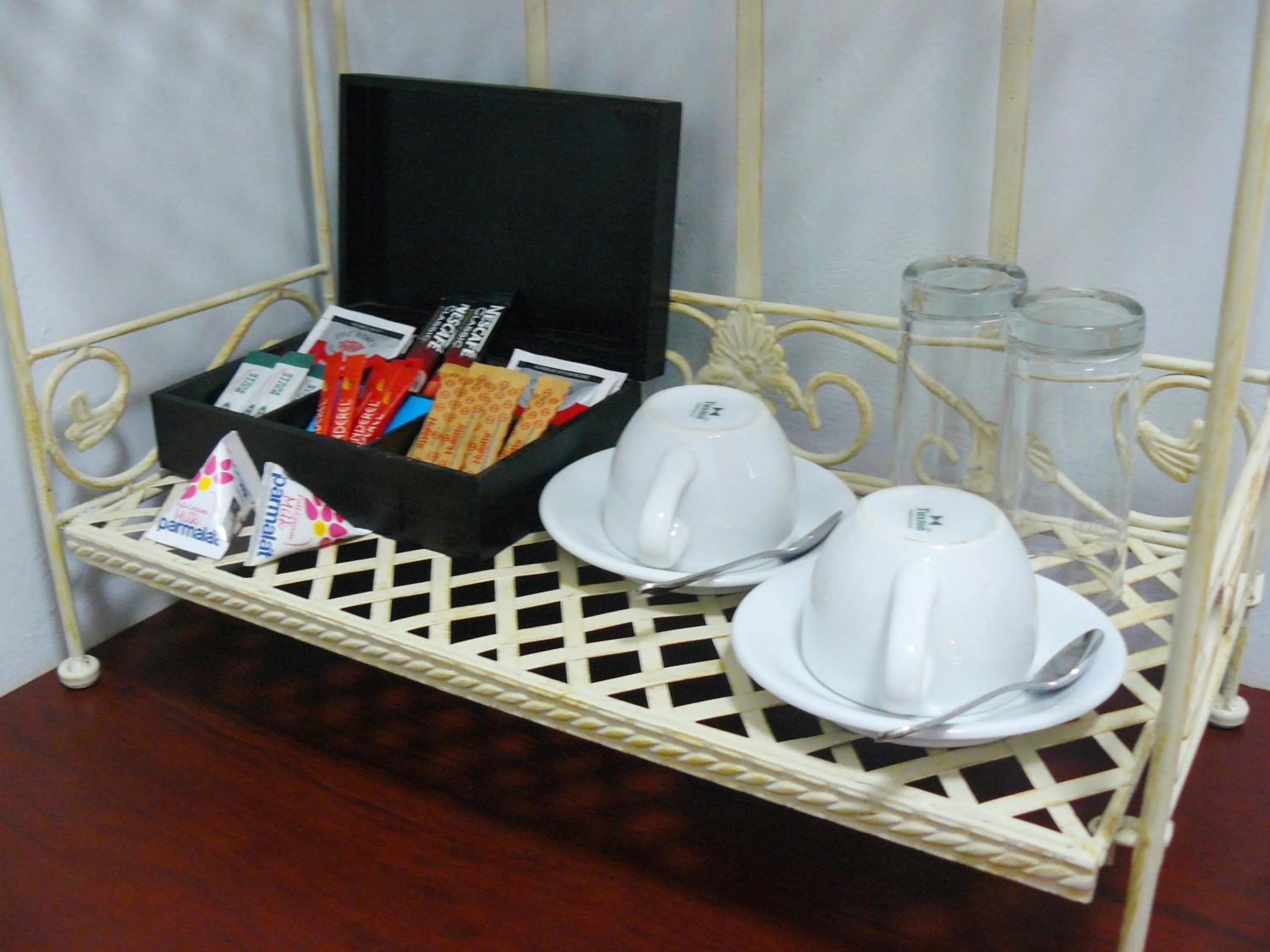 Coffee/tea facilities in Villa Jana Guesthouse