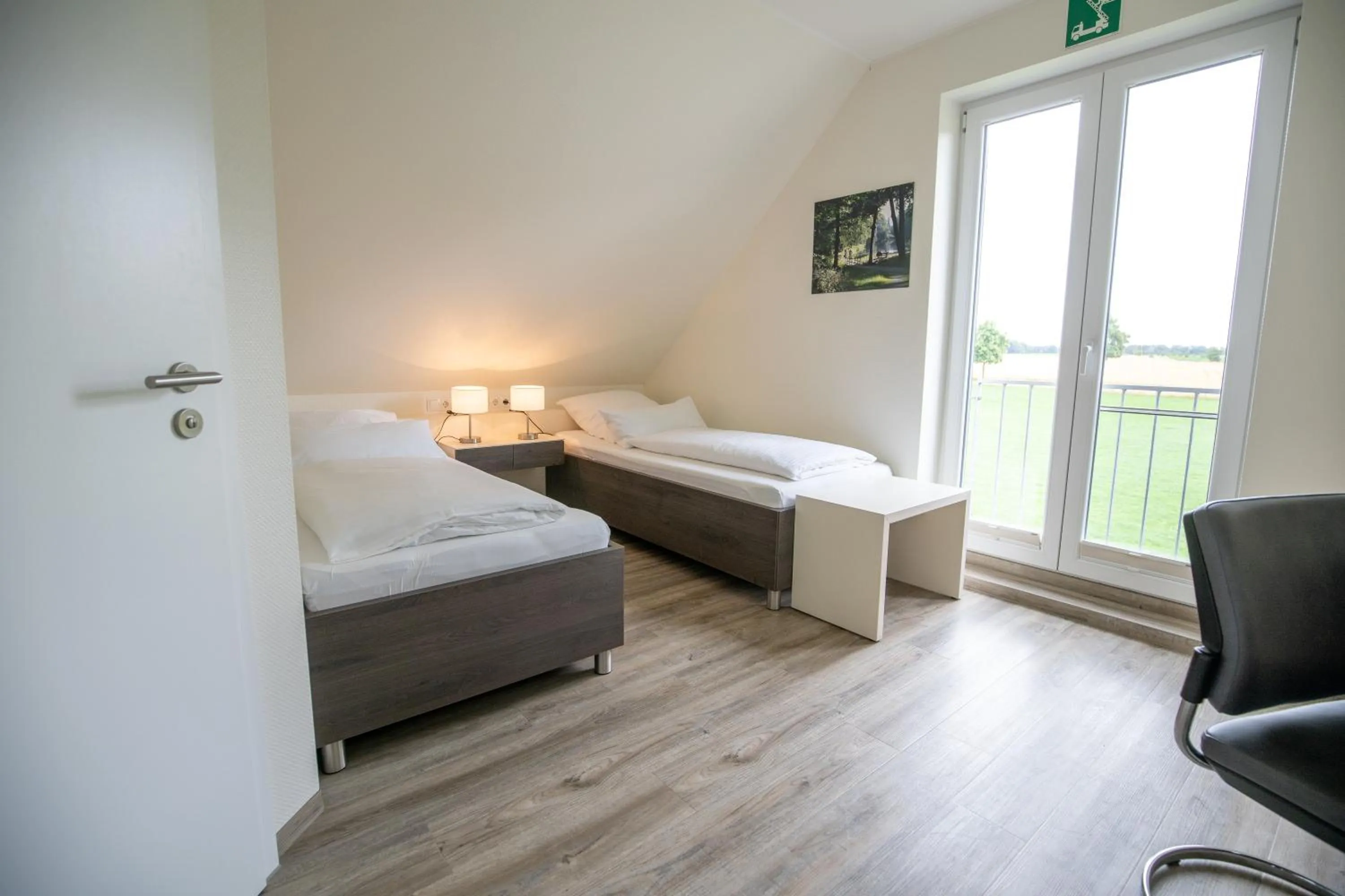 Bedroom, Bed in Hotel am Tiergarten