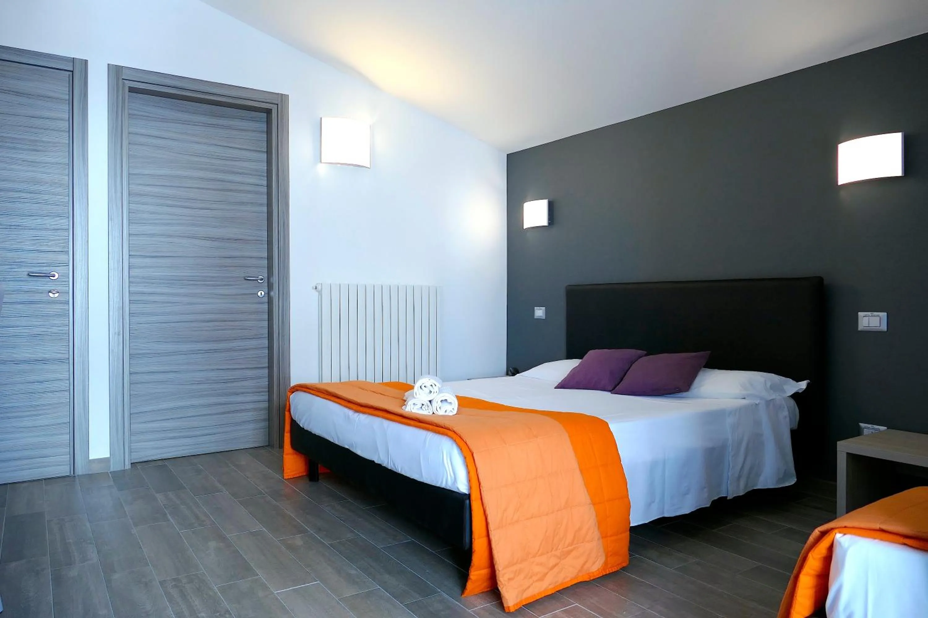 Photo of the whole room, Bed in Hotel Désirée