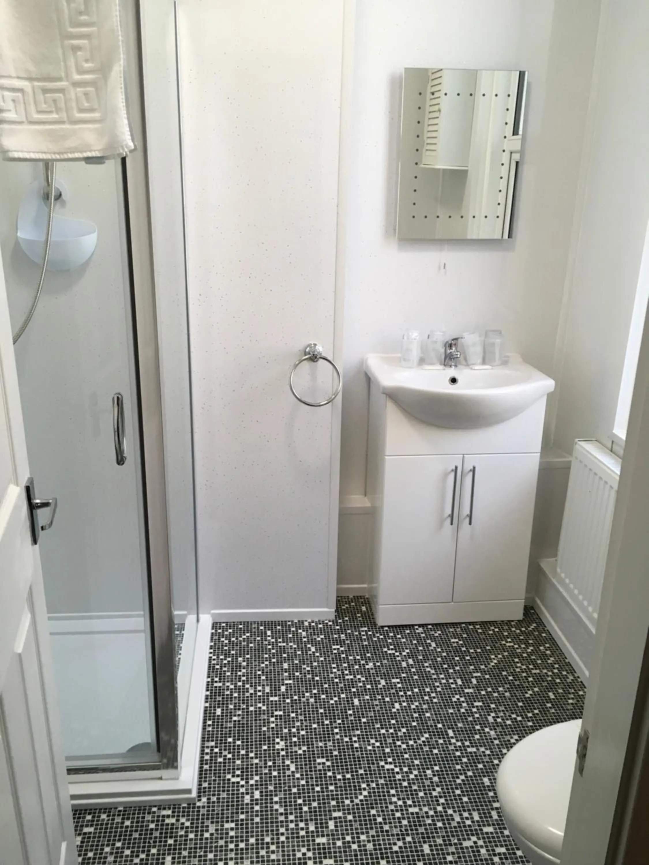 Bathroom in Hilbre Hotel