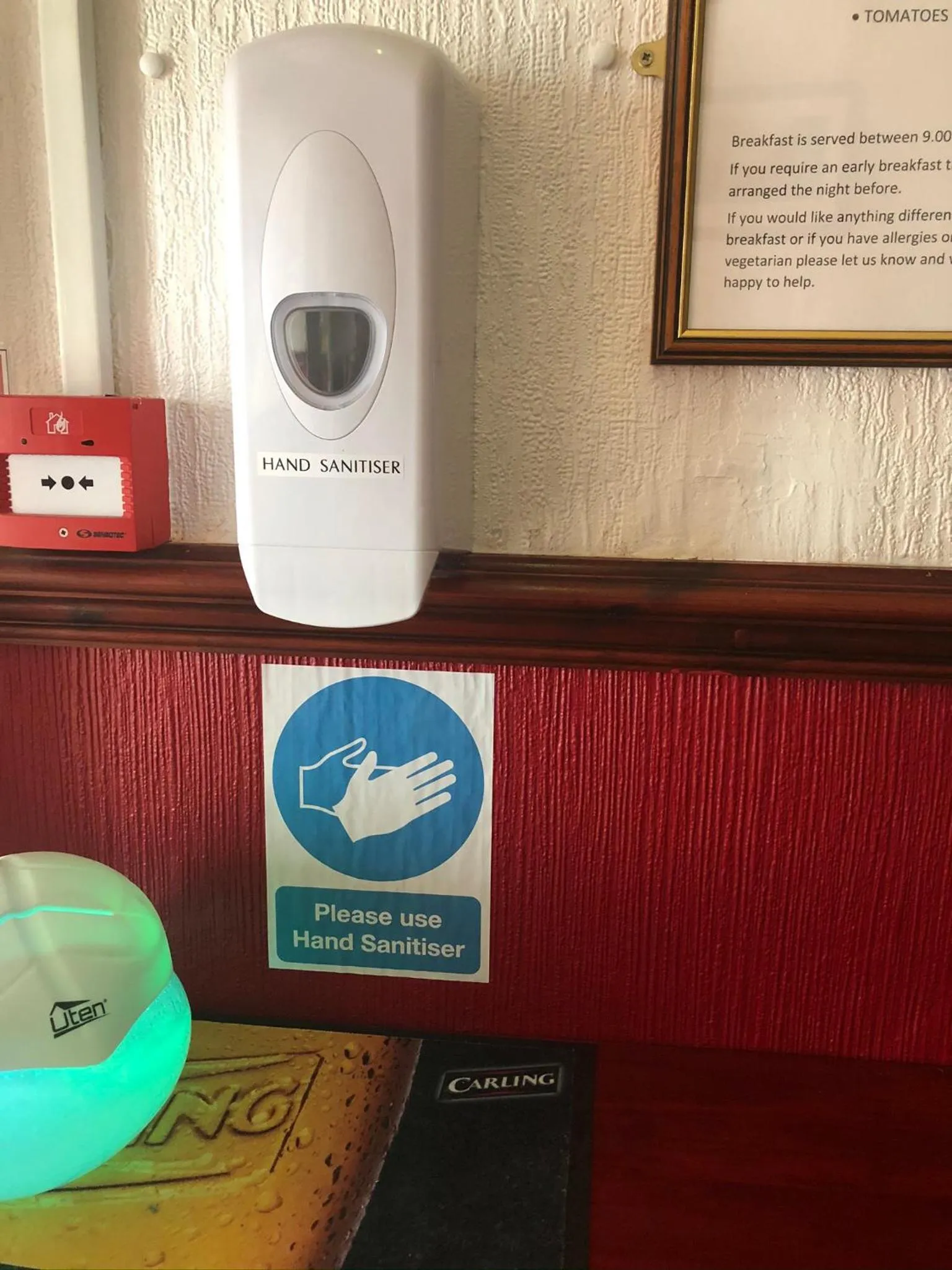 Facade/entrance in Hilbre Hotel