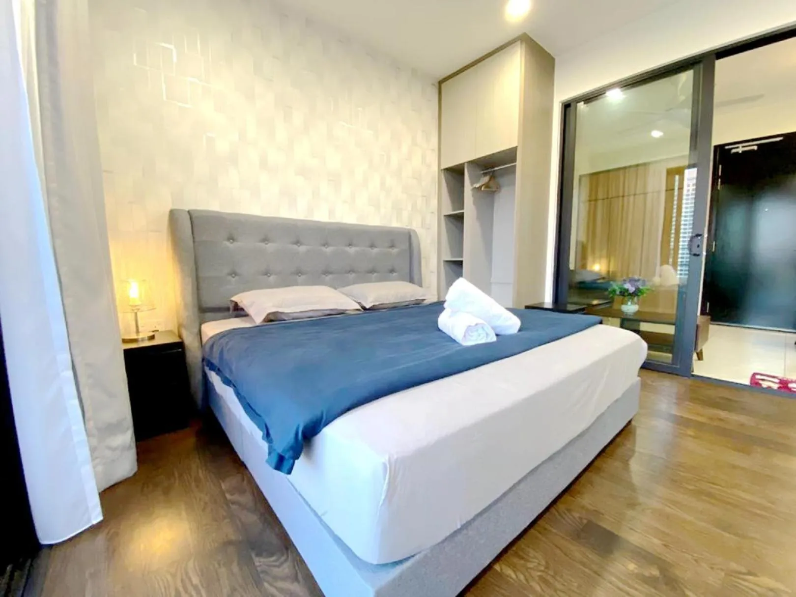 Bed in Almas Suites Puteri Harbour