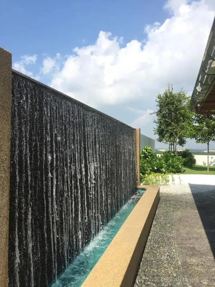 Almas Suites Puteri Harbour