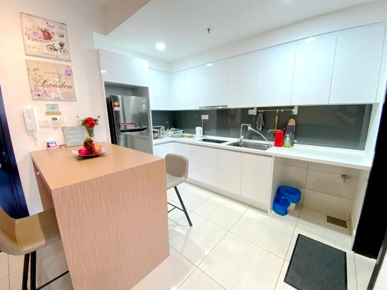 Almas Suites Puteri Harbour