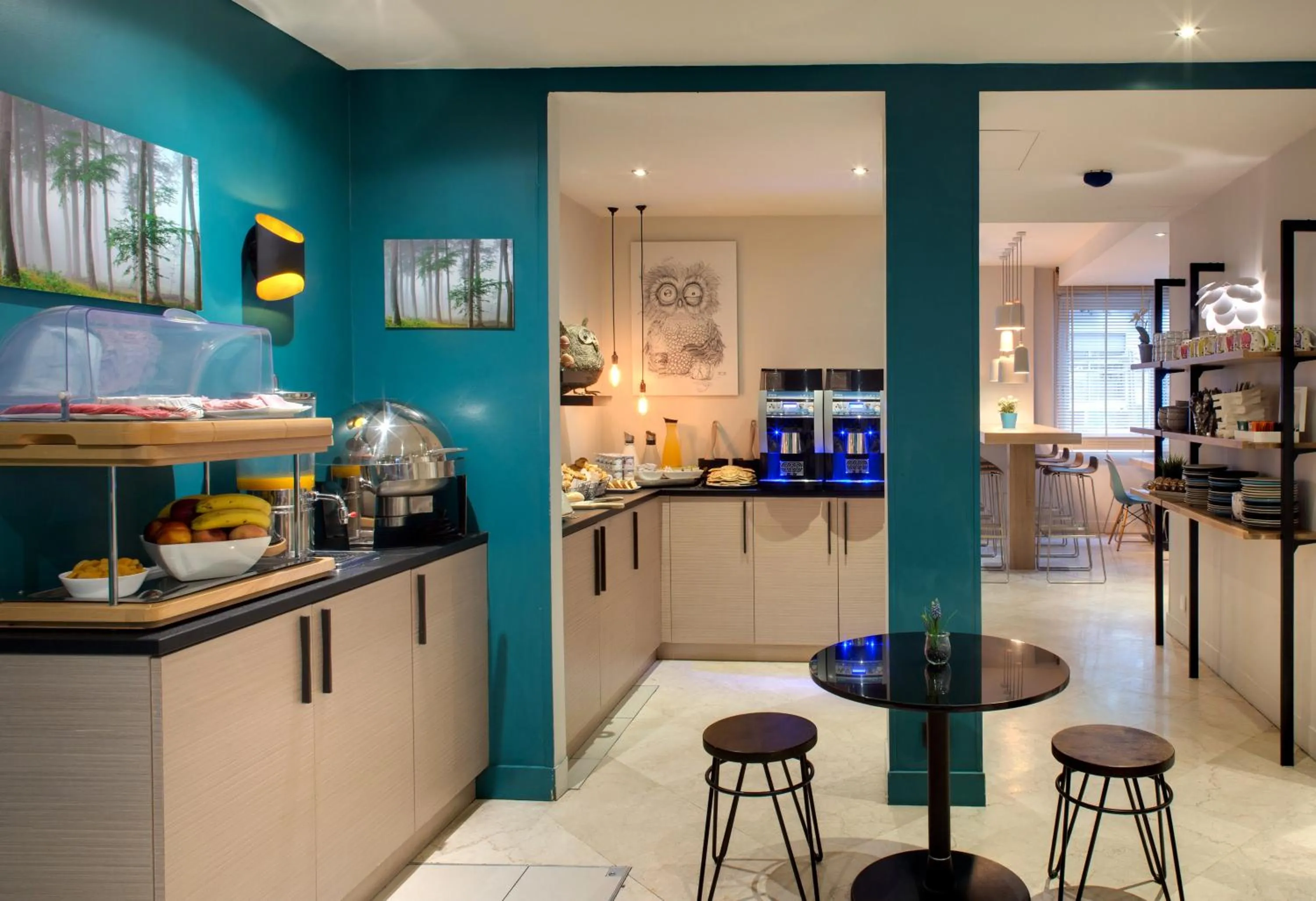 Buffet breakfast in Chouette Hotel