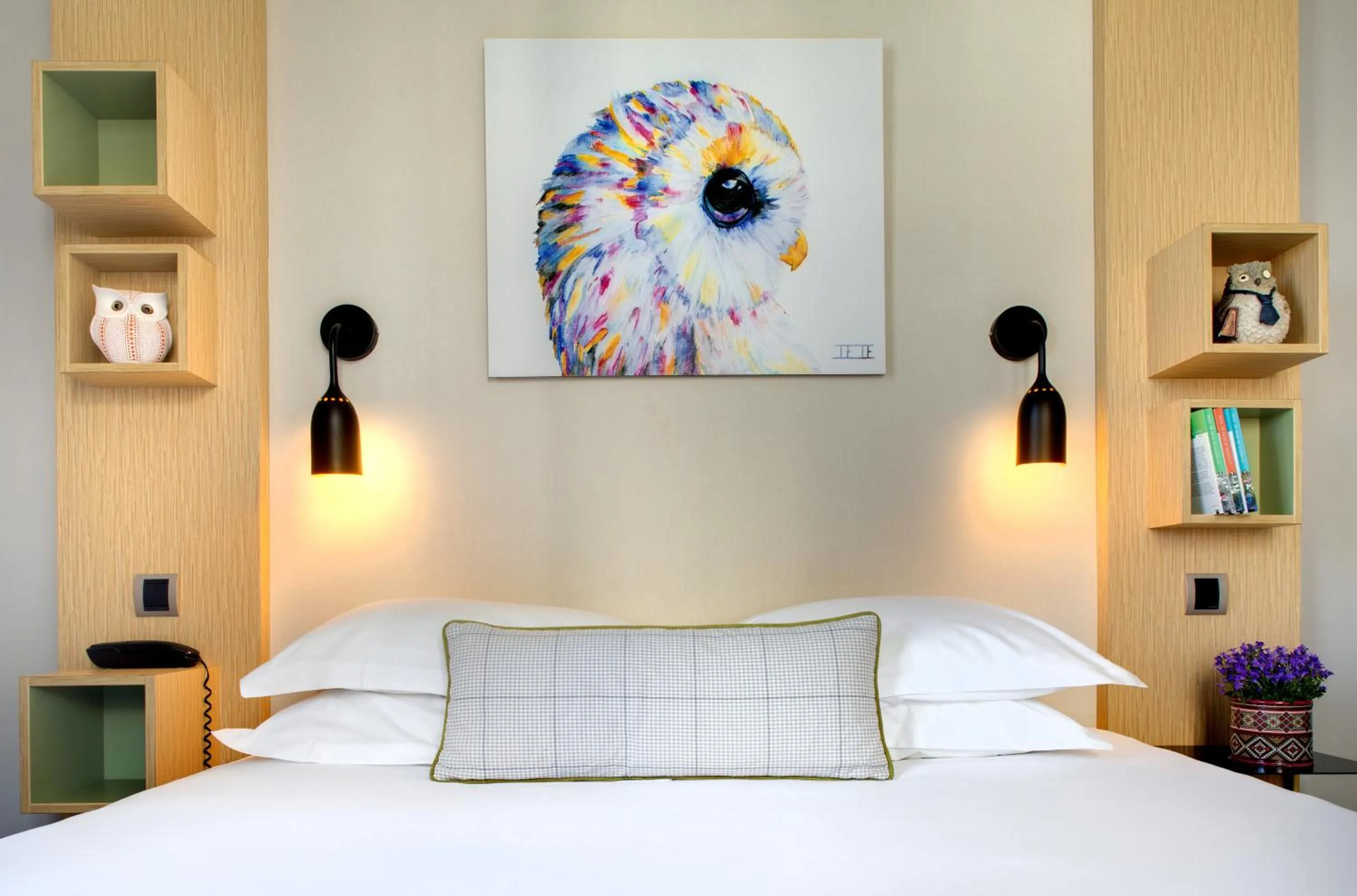 Bed in Chouette Hotel