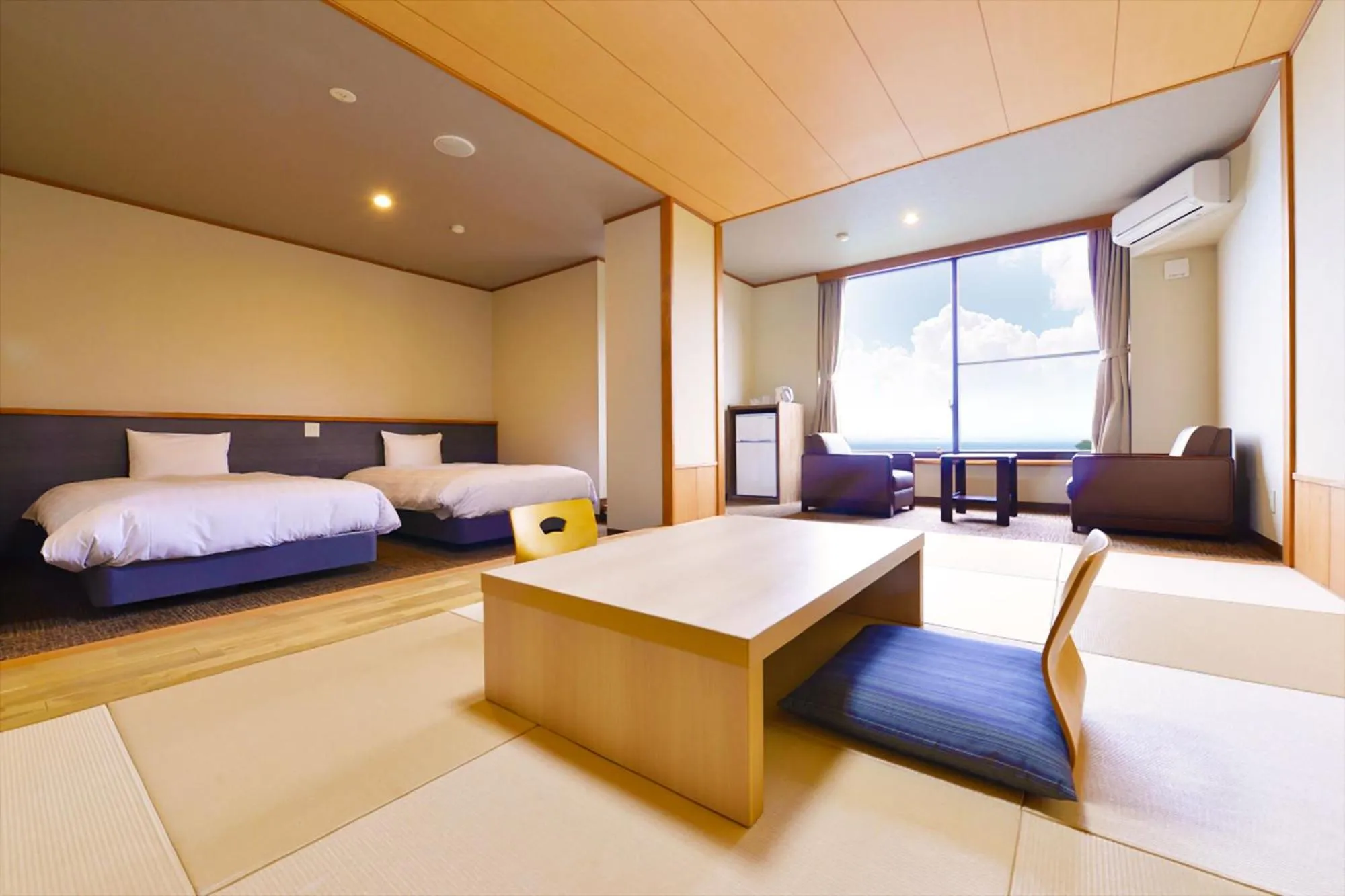Photo of the whole room, Bed in Ooedo Onsen Monogatari Hotel Suiyotei
