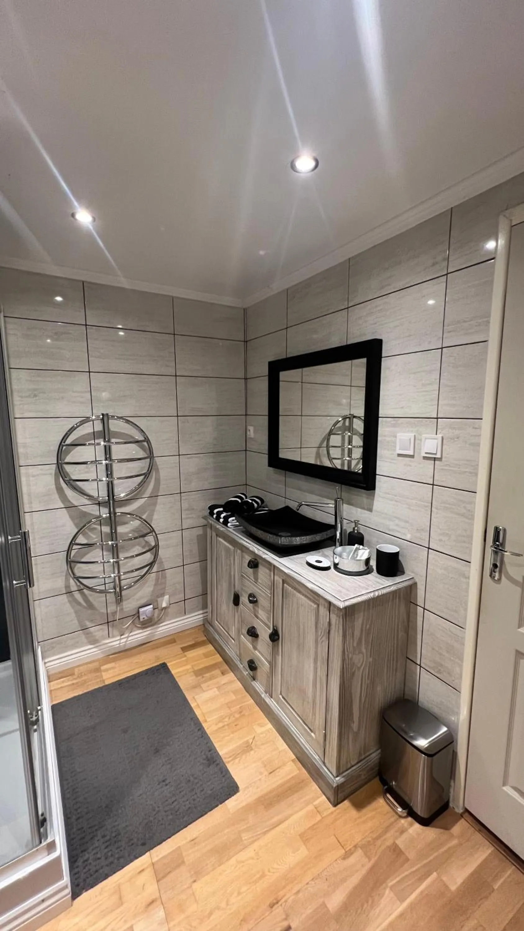 Chez Thomas 7 Route du Monde Ancien