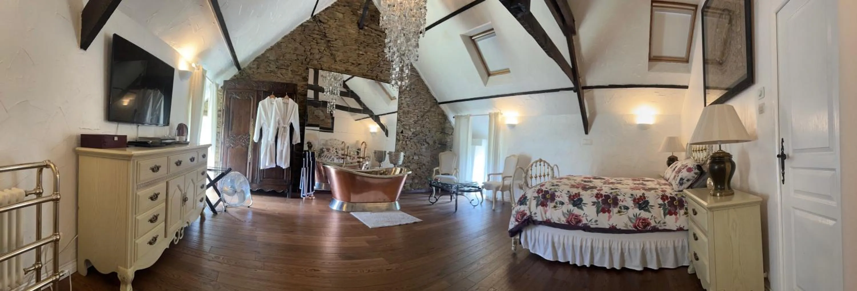 Bed in Chez Thomas 7 Route du Monde Ancien