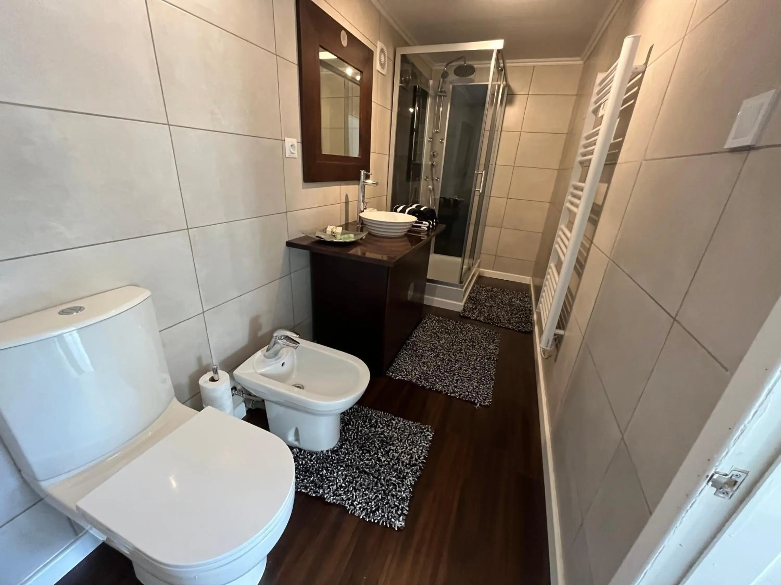 Chez Thomas 7 Route du Monde Ancien