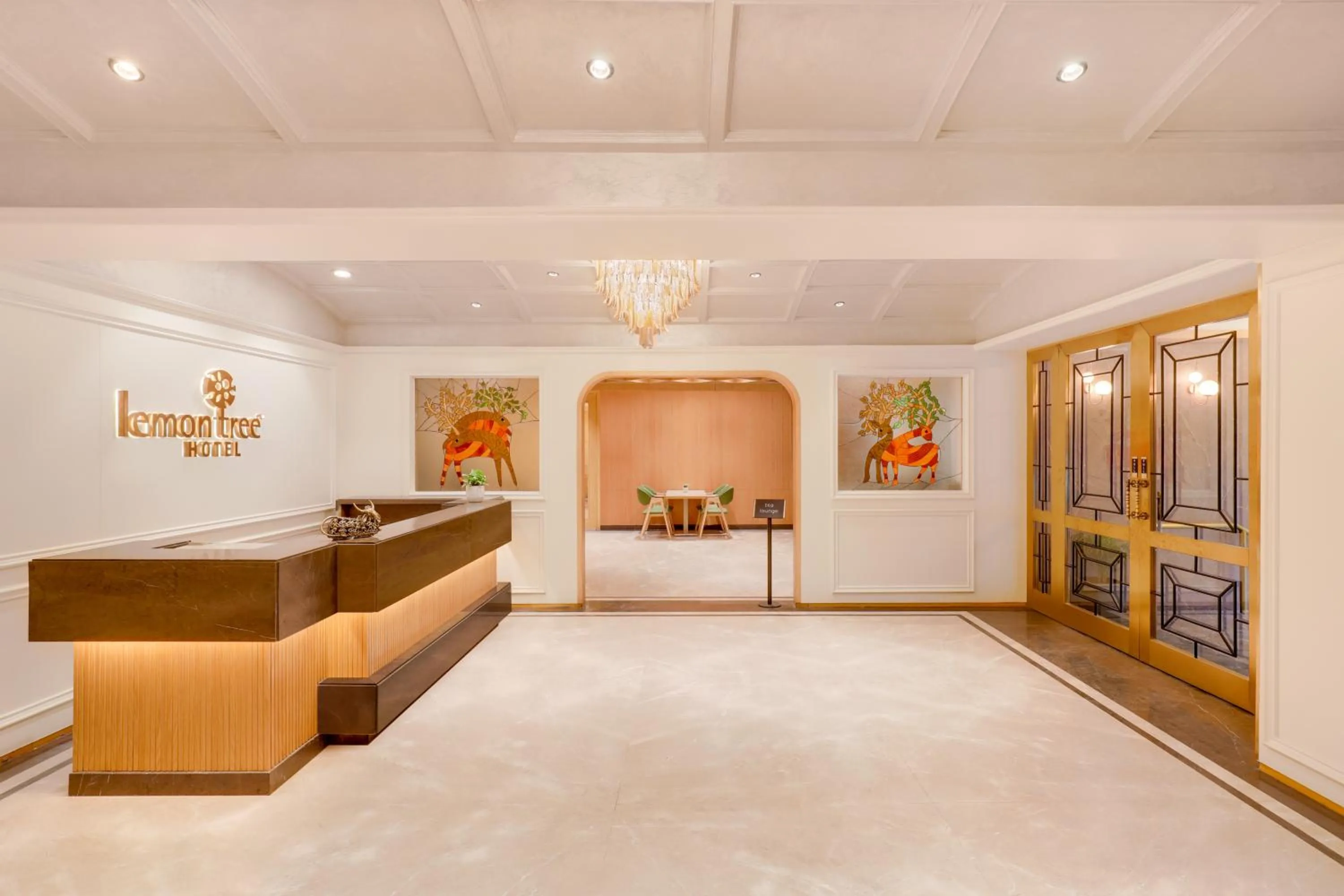 Lobby or reception in Lemon Tree Hotel Bhopal