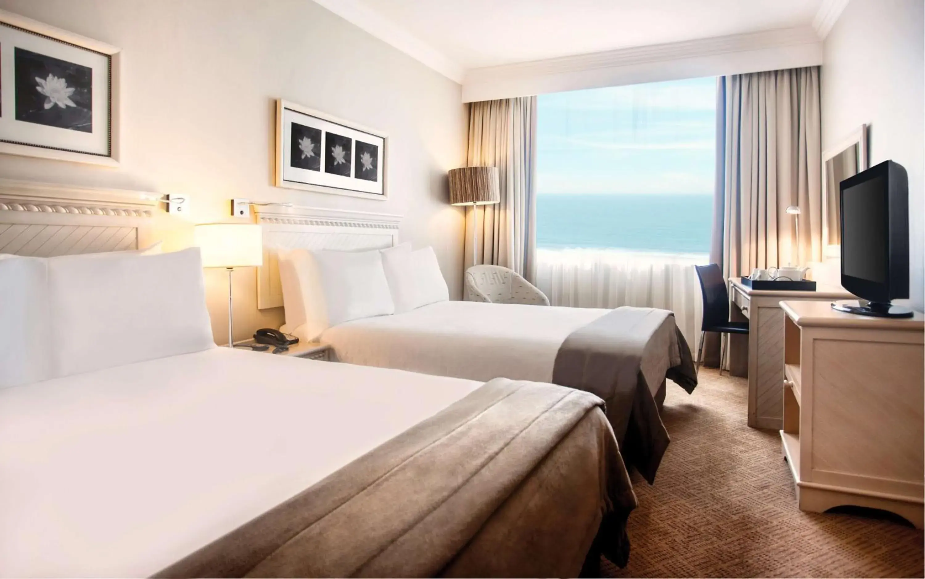 Elangeni Superior Double Double in Southern Sun Elangeni & Maharani Elangeni Superior Double Double in Southern Sun Elangeni & Maharani