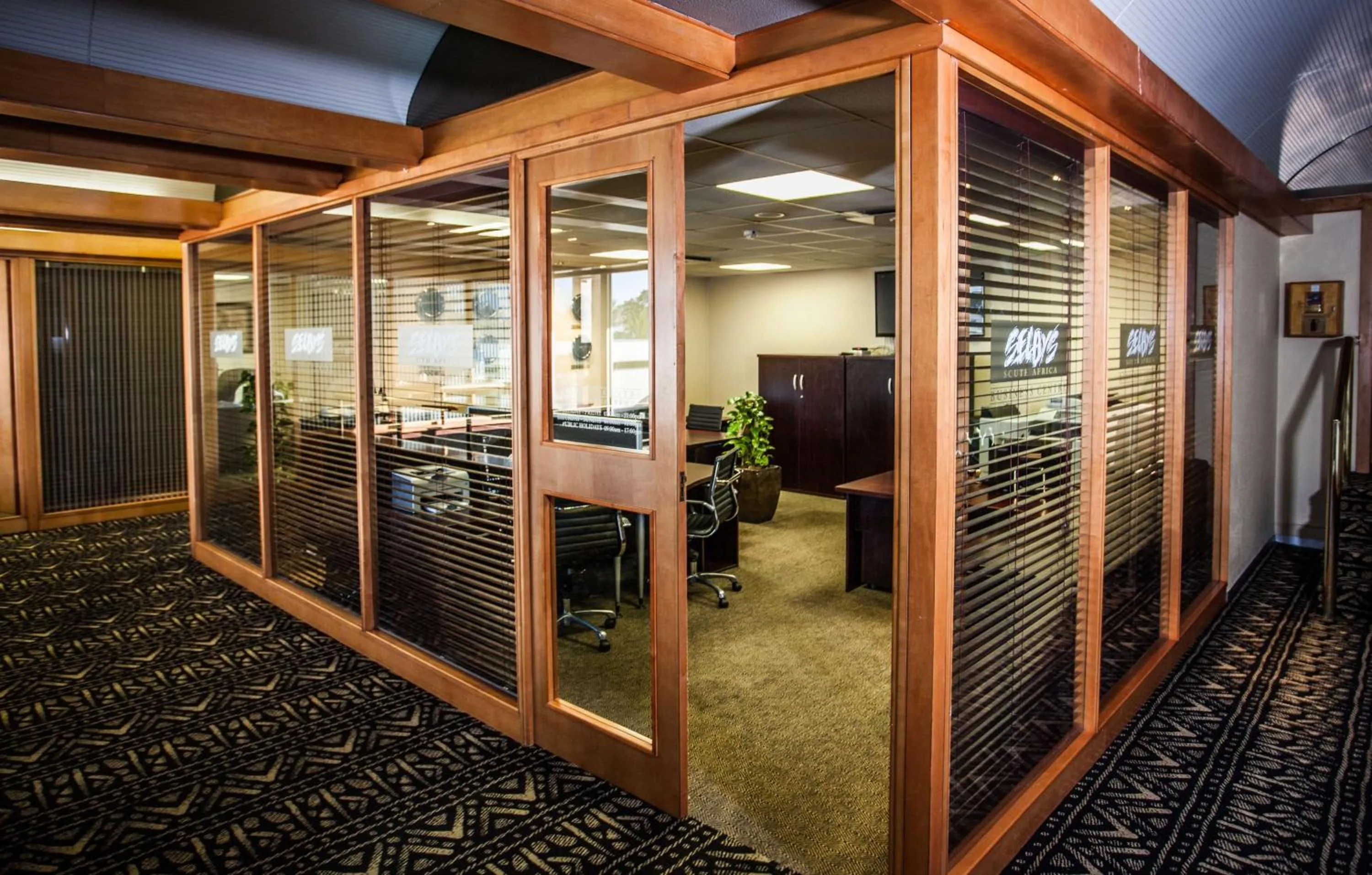 Business facilities in Southern Sun Elangeni & Maharani