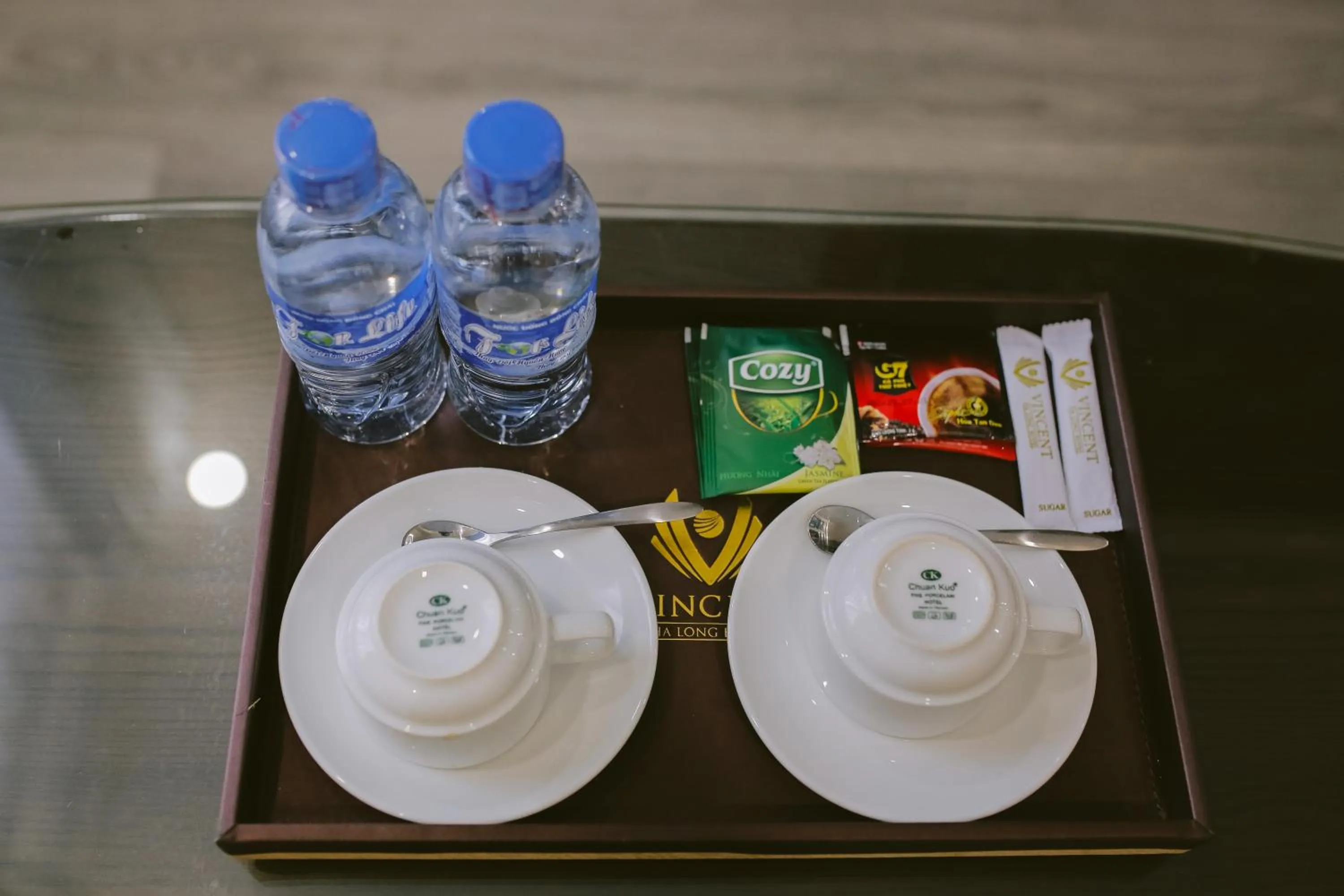 Coffee/tea facilities in Vincent Halong Hotel