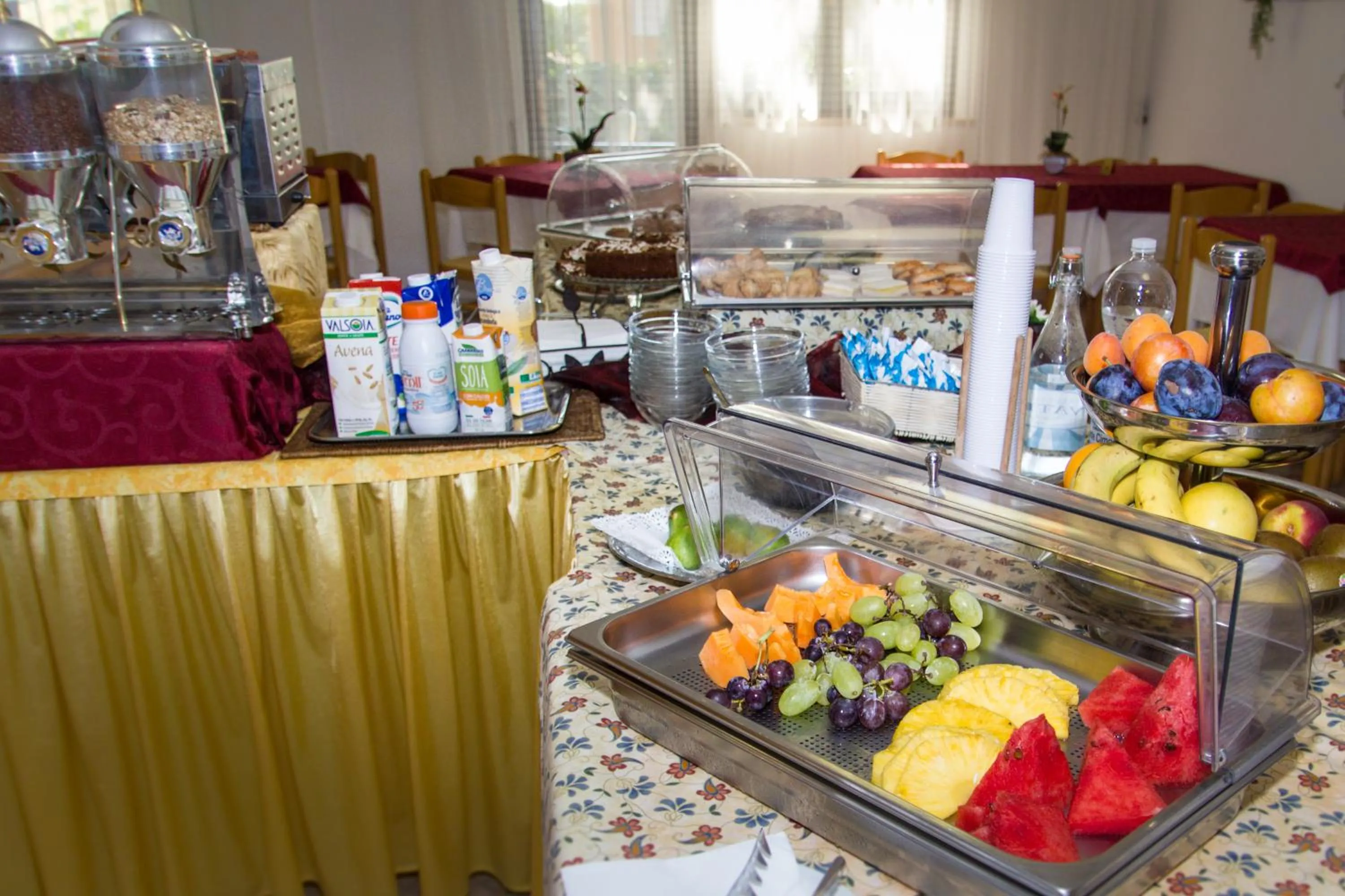 Food and drinks in Hotel Trianon