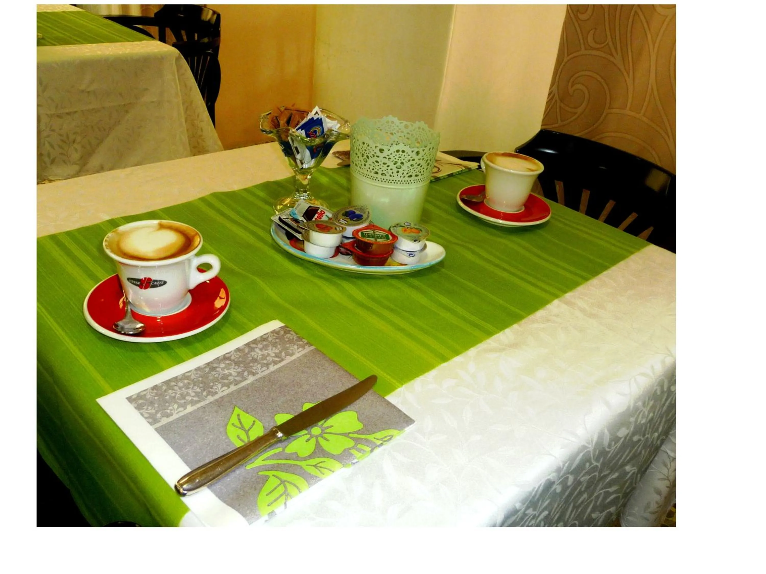 Food and drinks in Hotel Azzurra