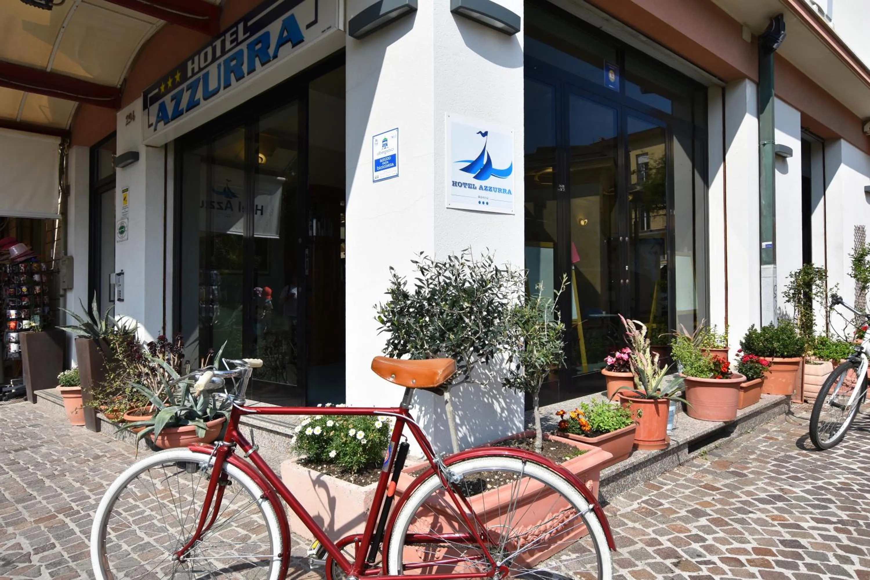 Facade/entrance in Hotel Azzurra