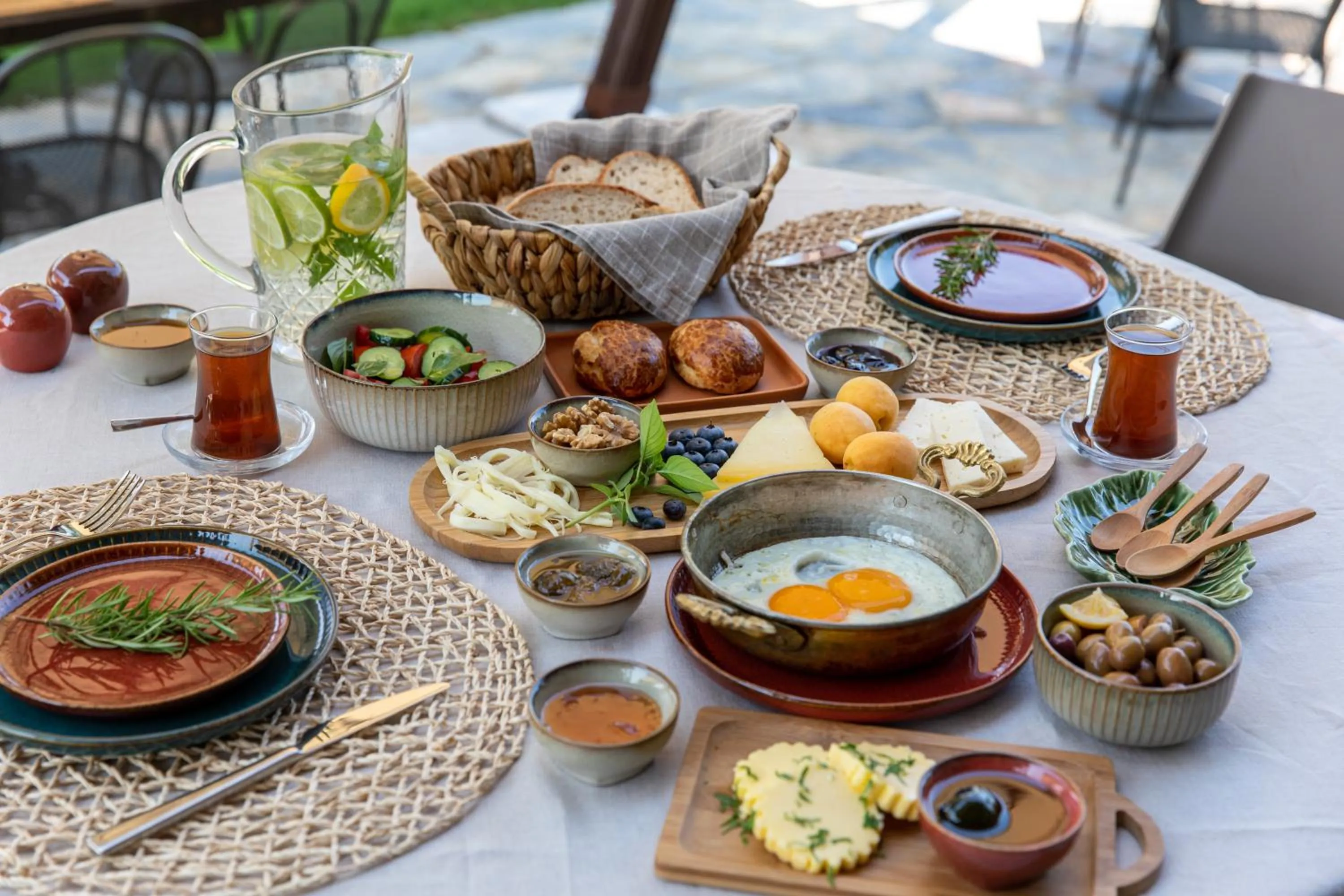 Food in Zigo's Hotel