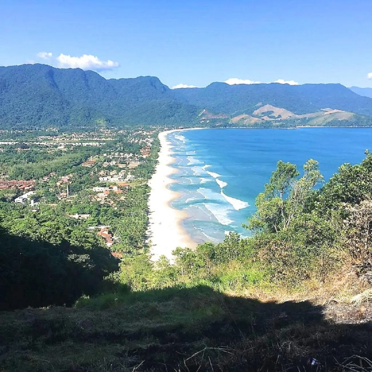 Entertainment in Waimea Flats Maresias