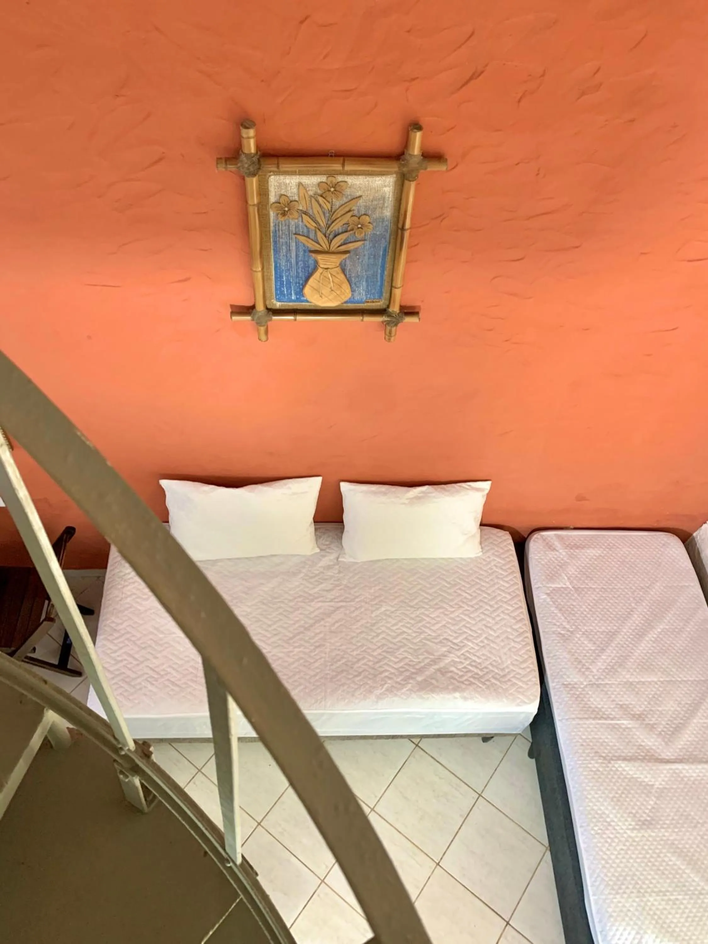 Bed in Waimea Flats Maresias