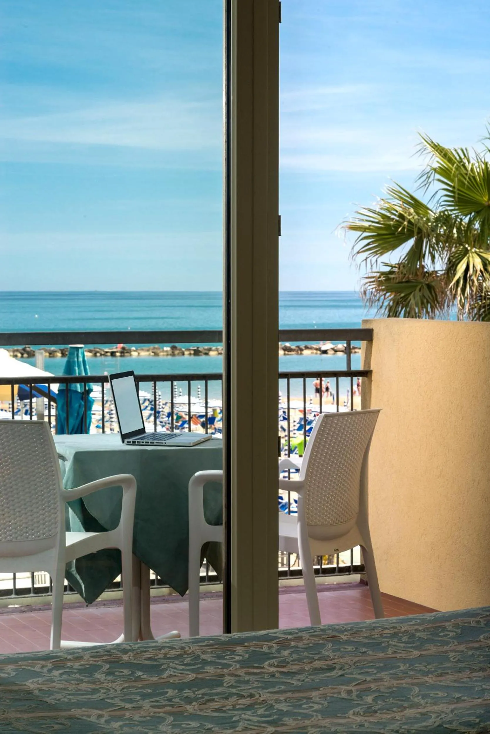 Beach in Hotel Belsoggiorno