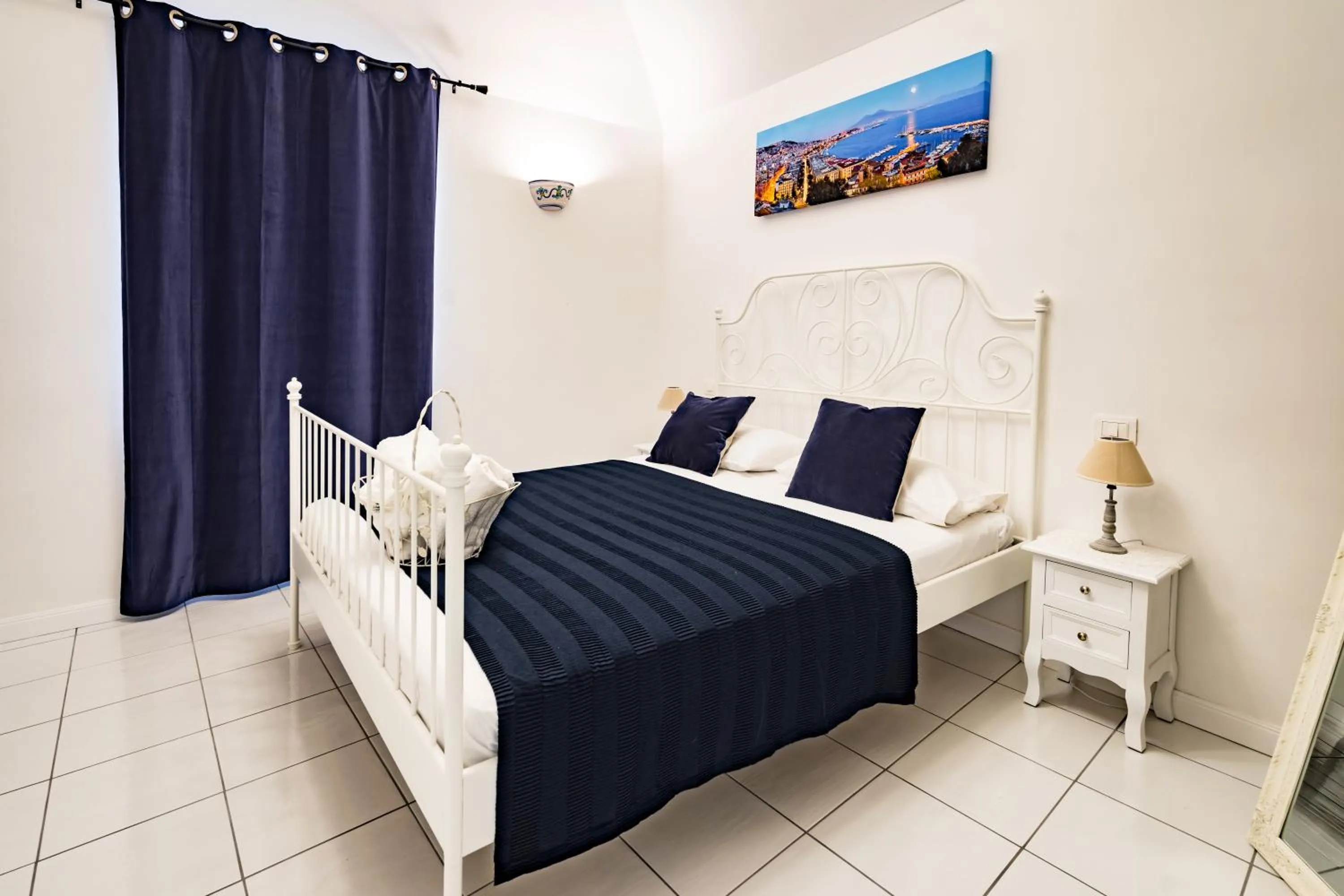 Bedroom, Bed in Borgo Dei Saraceni - Suites & Apartments