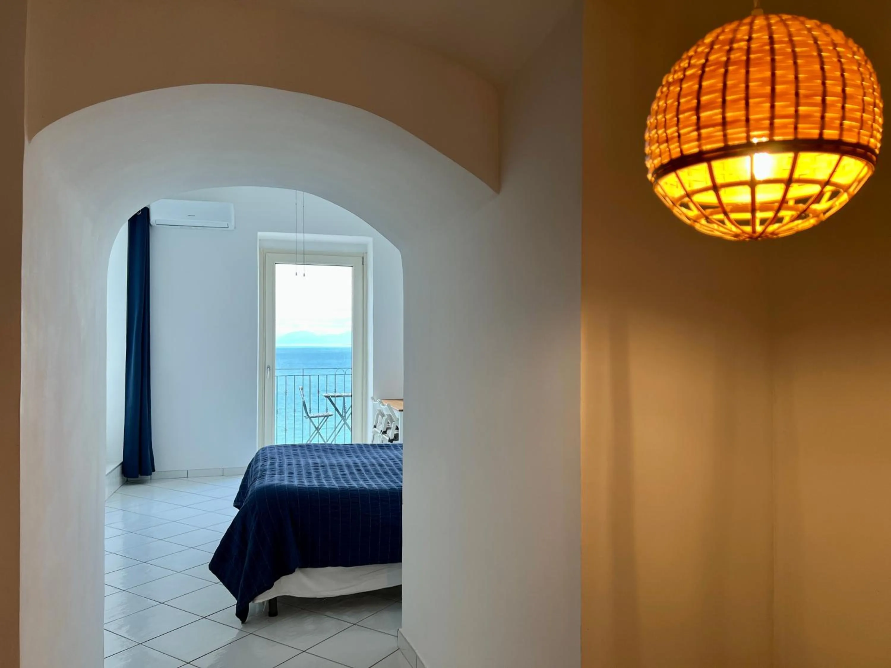 Bedroom, Bed in Borgo Dei Saraceni - Suites & Apartments