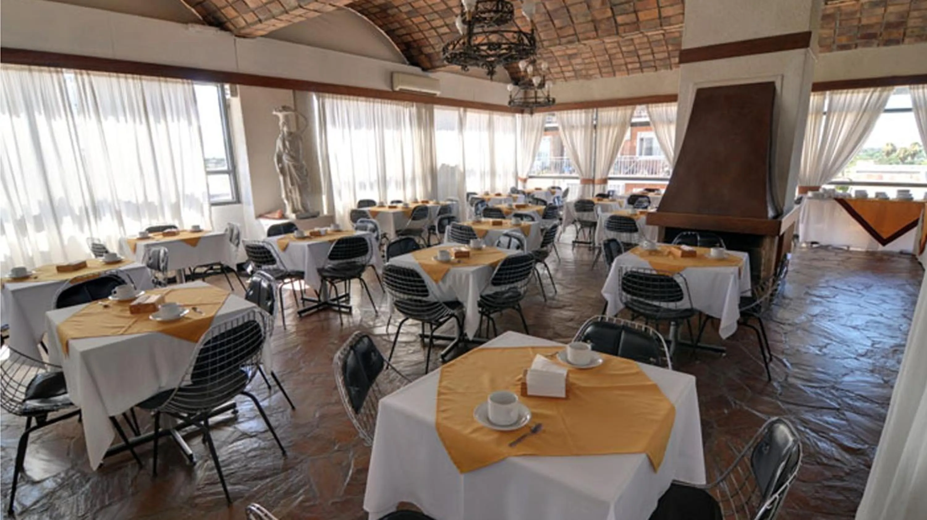 Restaurant/places to eat in Hotel Los Cedros