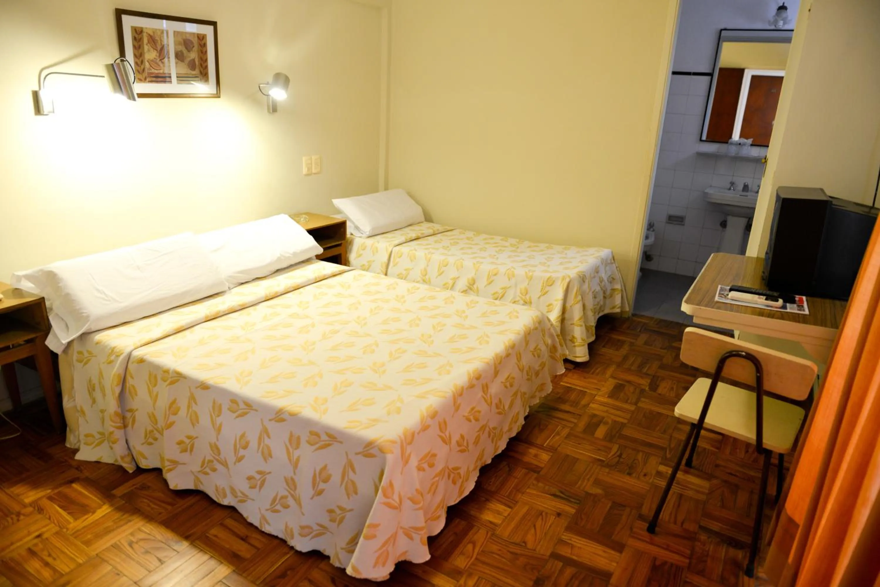 Bedroom, Bed in Hotel Los Cedros