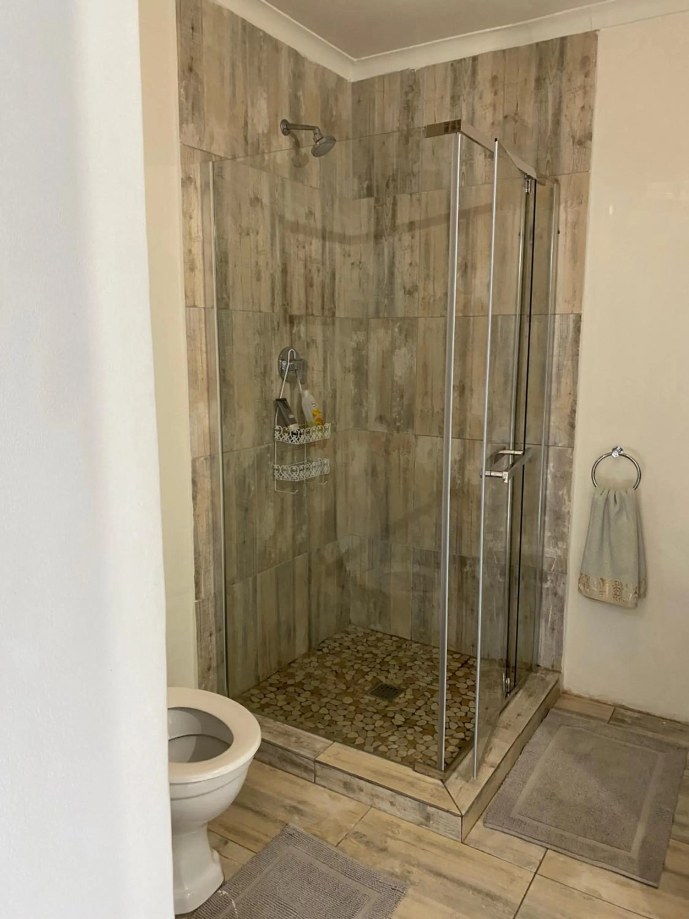 Shower in AfricaLove Guest Condo