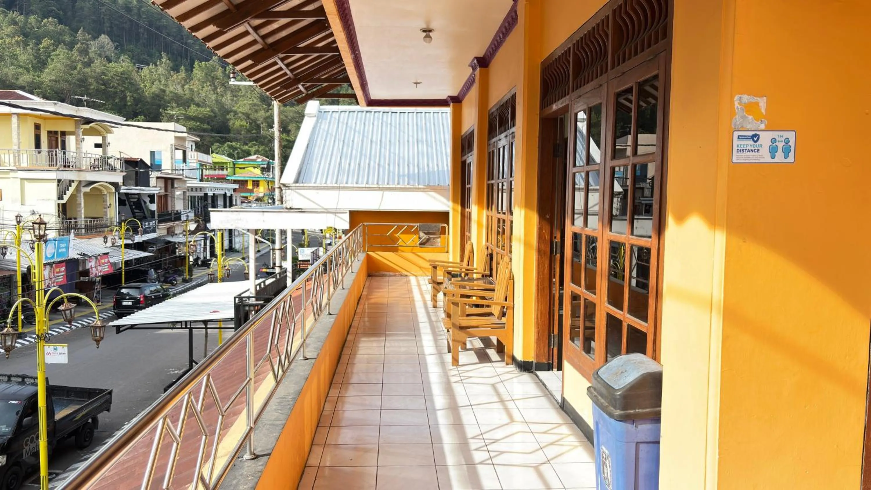 Property building in RedDoorz near Sarangan Lake