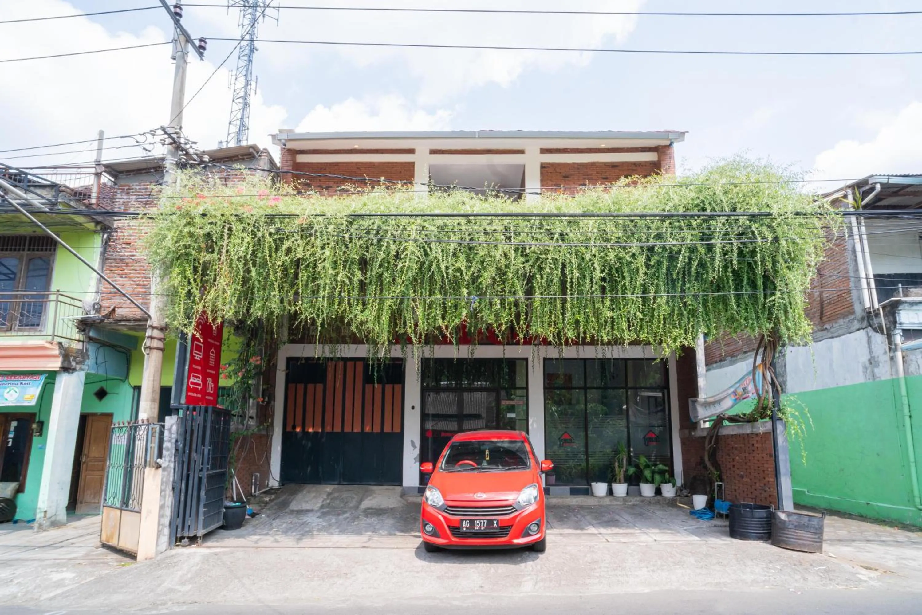 Property building in RedDoorz syariah @ Selomangleng Kediri