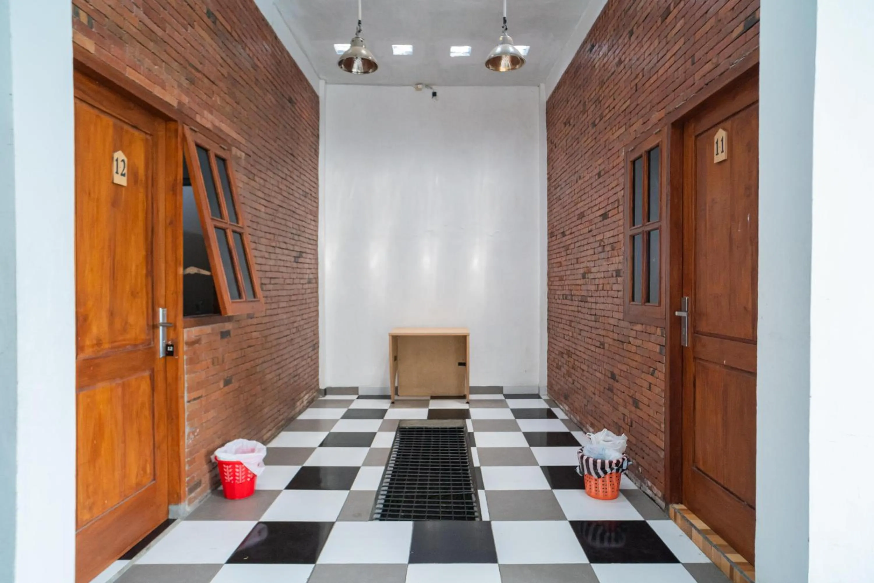 Facade/entrance in RedDoorz syariah @ Selomangleng Kediri