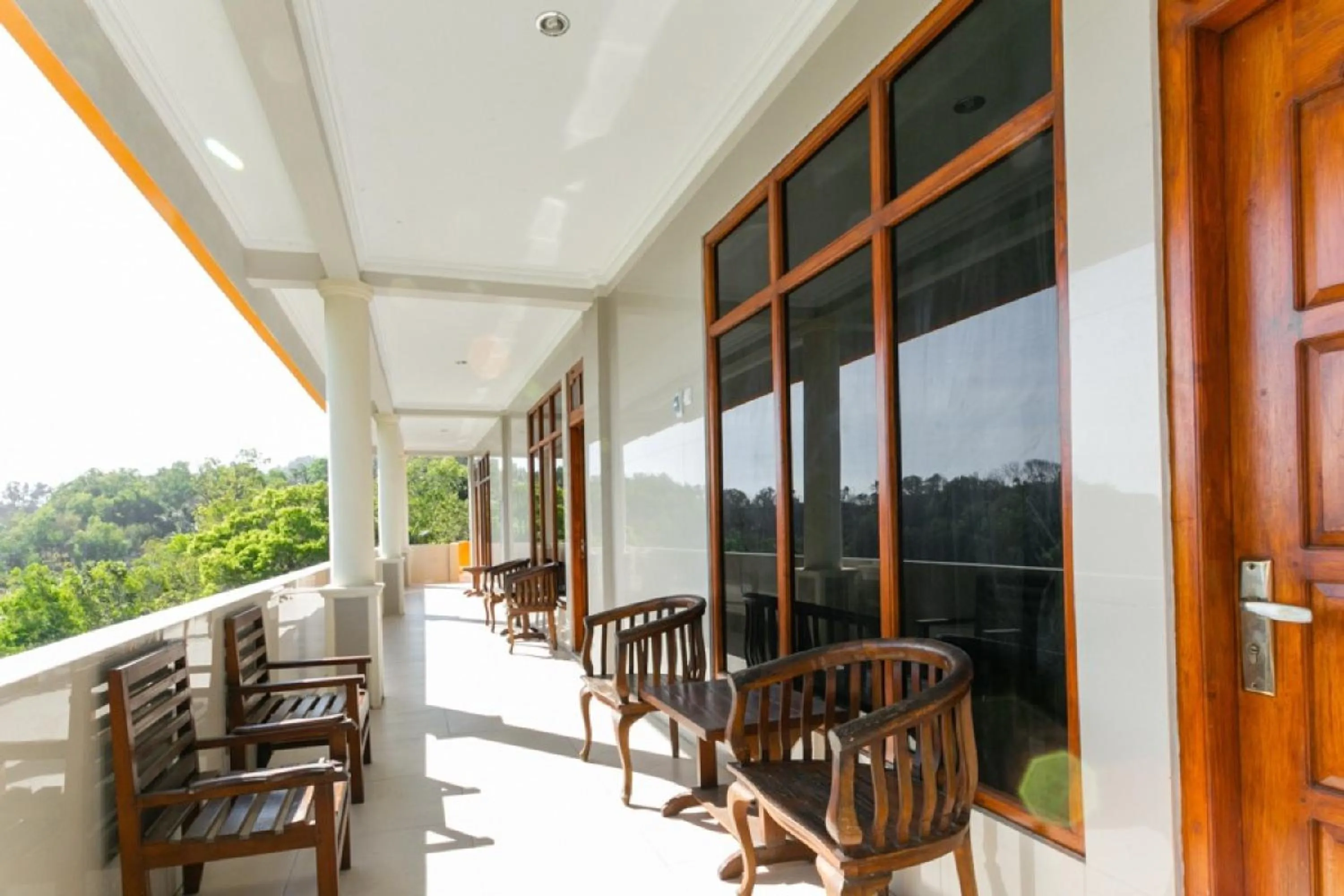 Balcony/Terrace in RedDoorz near Parangtritis Beach