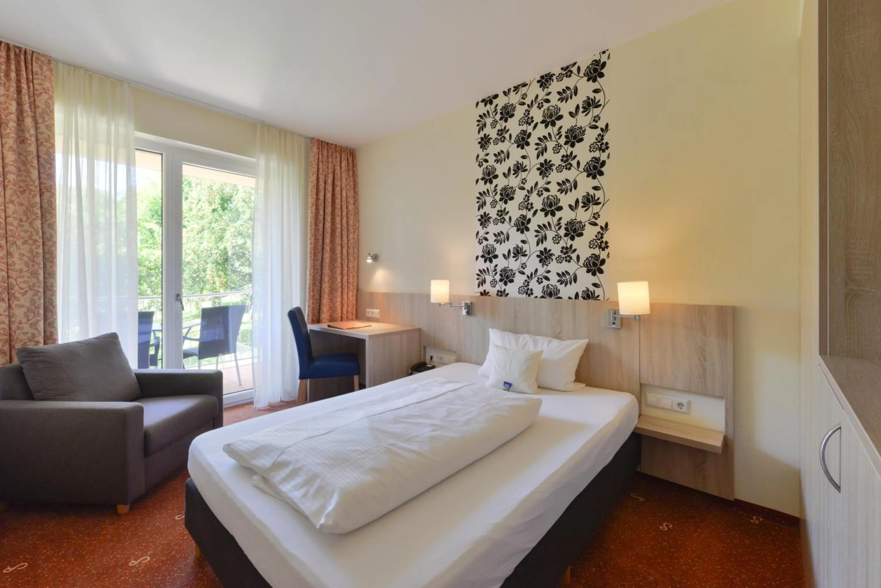 Bed in Schade's Wohlfühlhotel