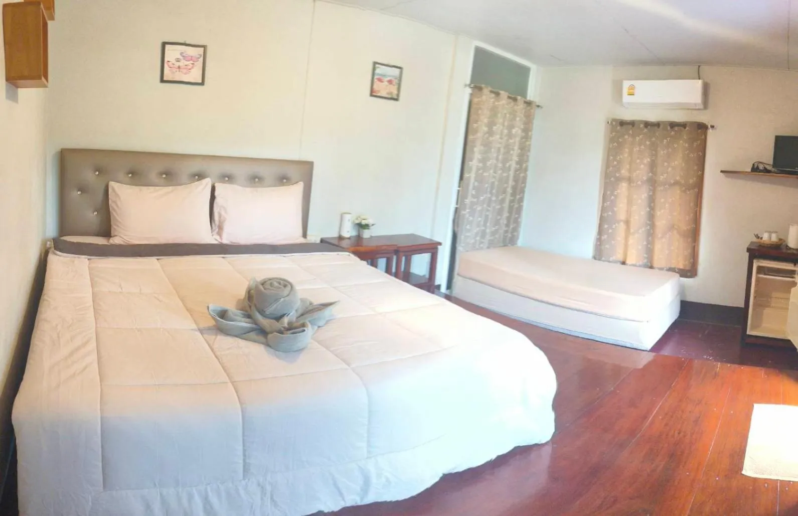 Bed in Koh kood Neverland beach resort